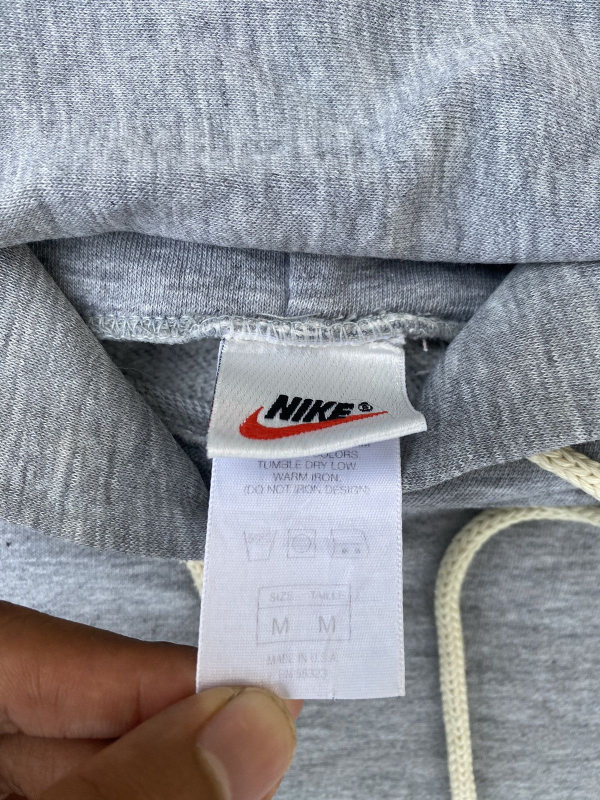 Vintage Vintage 90’s Nike Small Swoosh Hoodie Size US XL / EU 56 / 4 - 4 Thumbnail