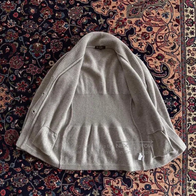 Loro Piana Loro Piana Shawl collar top-grade cashmere knitted cardiga Size XS / US 0-2 / IT 36-38 - 2 Thumbnail