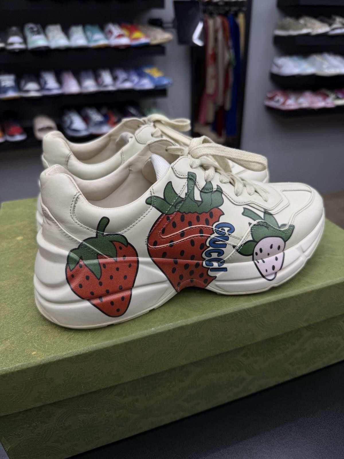 Gucci Authenthic- Gucci Rhyton Chunky Sneakers Women's 38G/8US Size US 8 / IT 38 - 3 Thumbnail