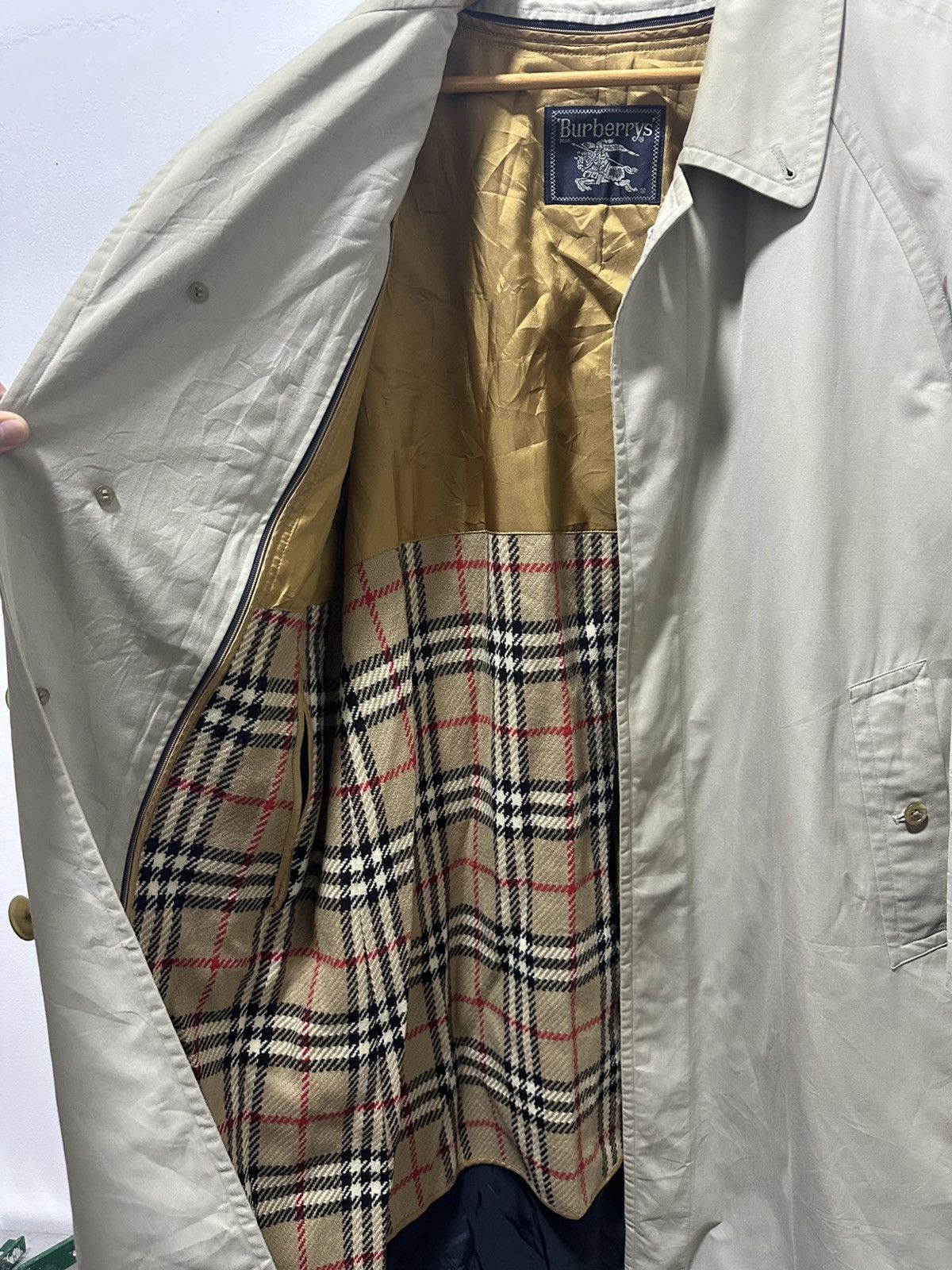 Burberry Vintage Burberry Nova Check Long Jacket Design Size US L / EU 52-54 / 3 - 7 Thumbnail