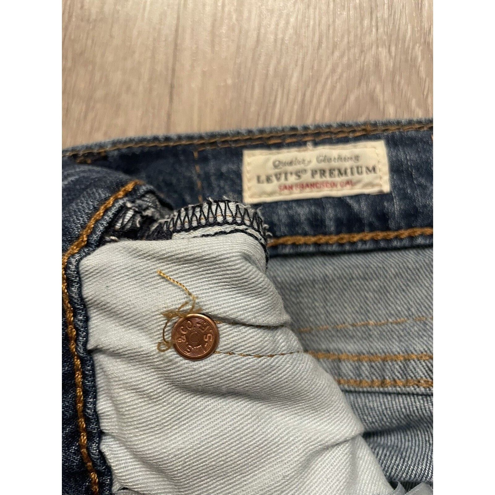 Levi's Levis Premium 511 Jeans Mens 31x32 Big E Tag Logo 99% Cotton Size US 31 - 4 Thumbnail