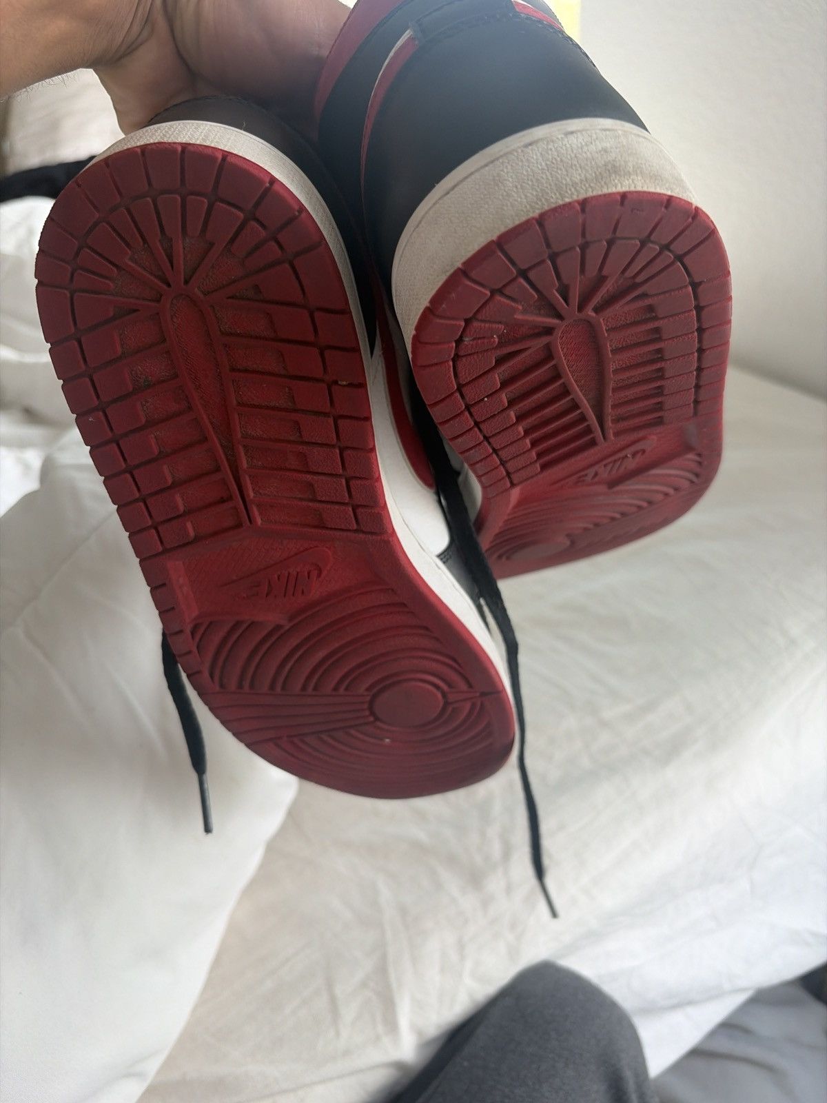 Nike gym red nike mid’s Size US 10 / EU 43 - 7 Thumbnail