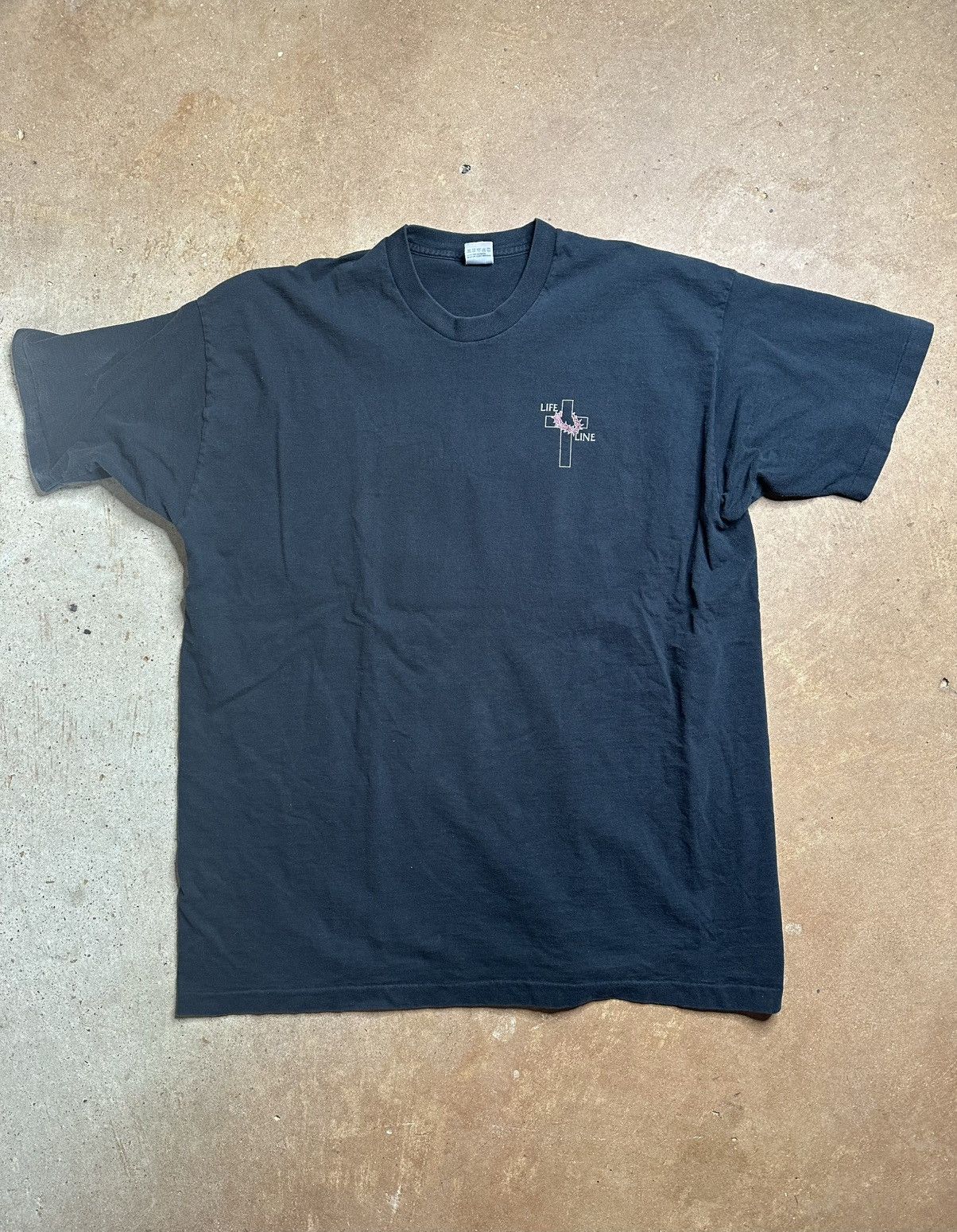 Vintage Vintage Single Stitch “Life is in the Blood” Christian Tee Size US XXL / EU 58 / 5 - 2 Thumbnail