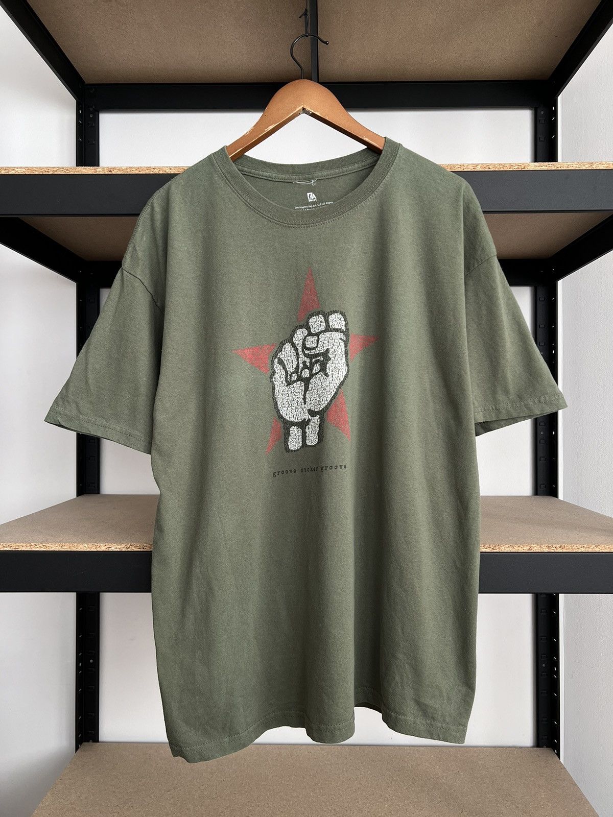 Band Tees Vintage 2010s Rage Against the Machine Groove Sucker Tshirt Size US XL / EU 56 / 4 - 2 Thumbnail