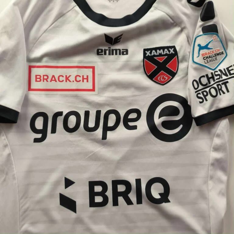 Erima Neuchâtel Xamax 20-21 away Rodriguez football jersey size S Size US S / EU 44-46 / 1 - 6 Thumbnail