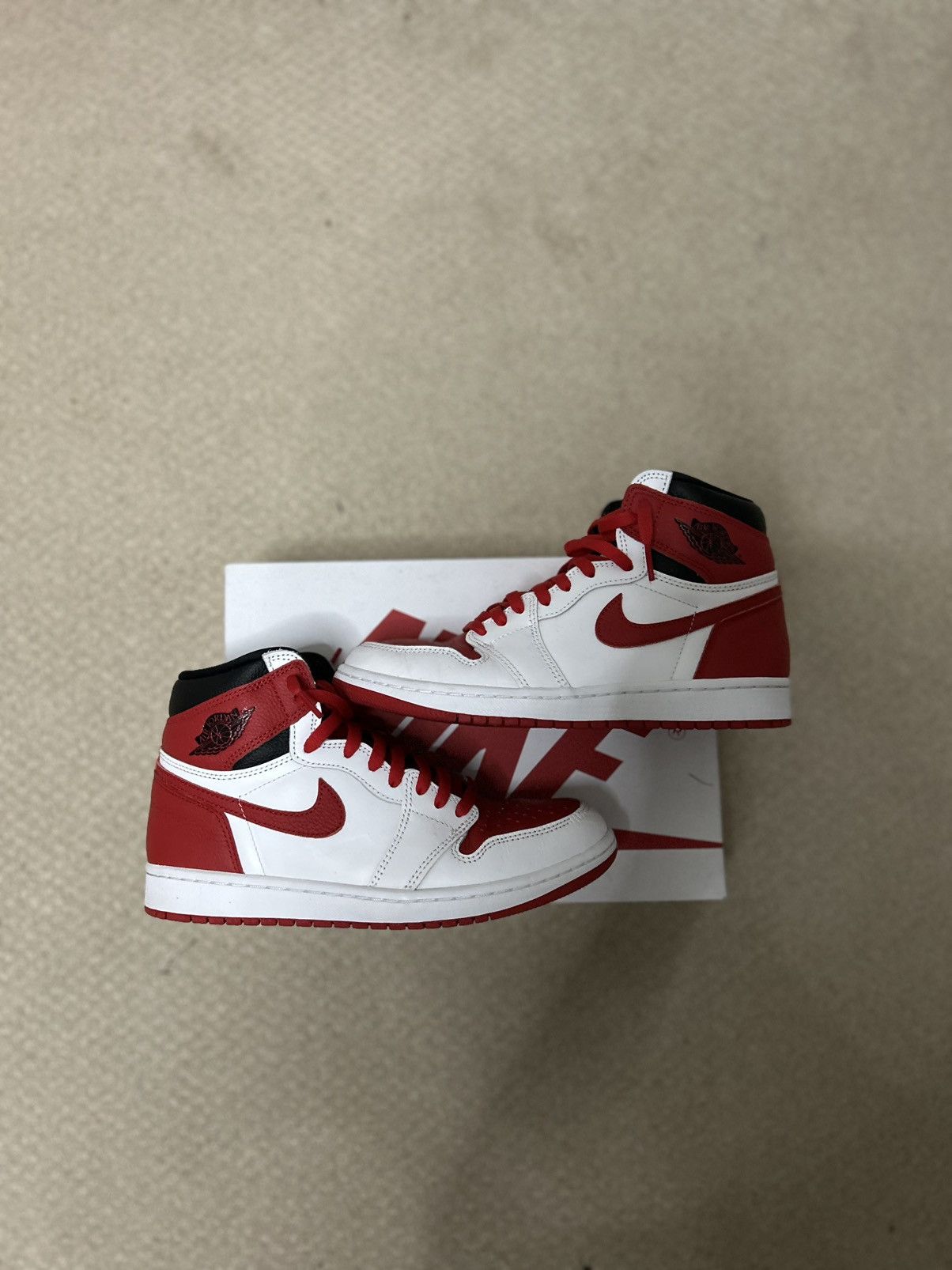 Jordan Brand Jordan 1 retro high heritage Size US 8.5 / EU 41-42 - 2 Thumbnail