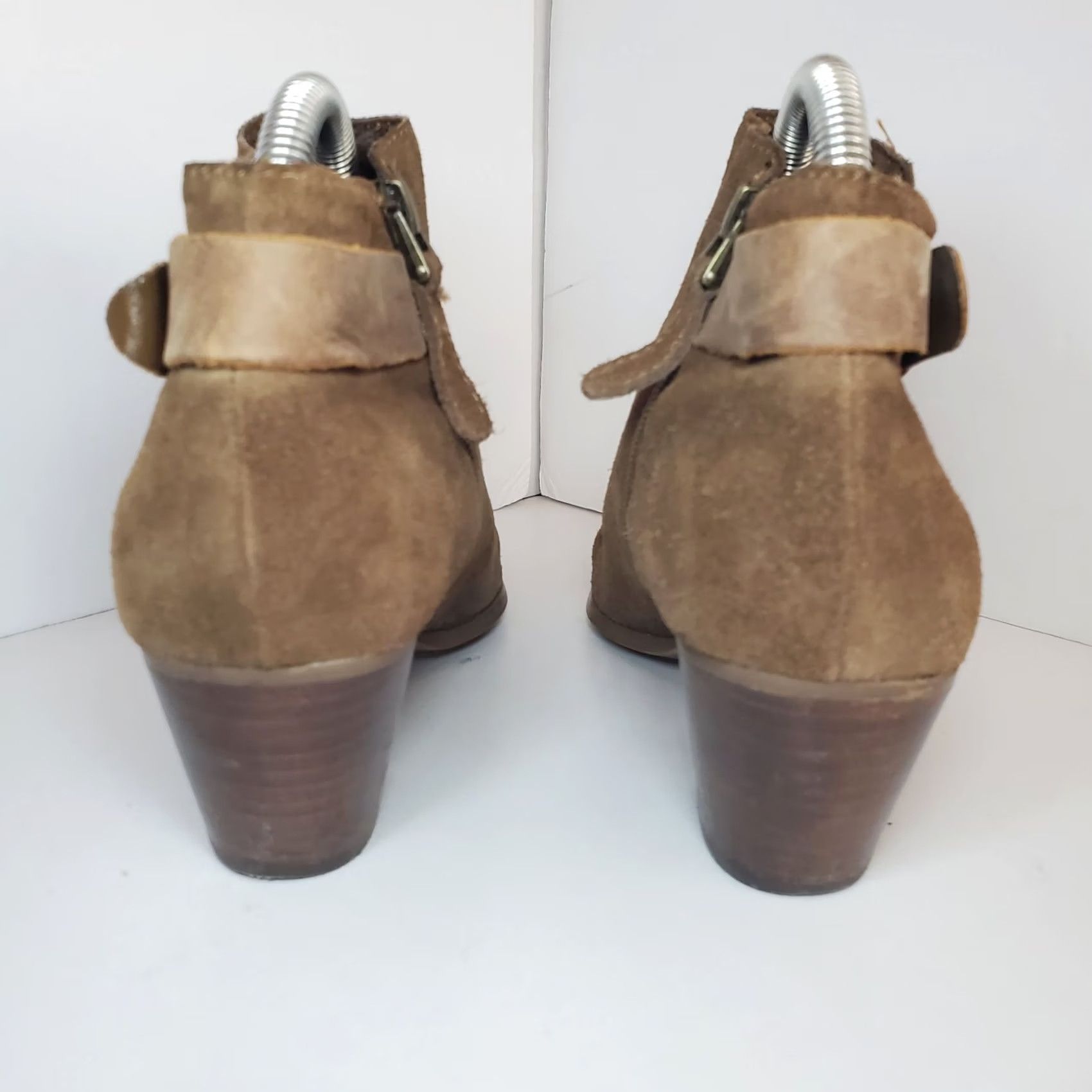 Guess VINTAGE GUESS 90s Y2K Brown Suede Leather Bootie Womens Sz 8.5 Chic City Boho Western Block Heel Buckle Zip Casual Size US 9 / IT 39 - 6 Thumbnail