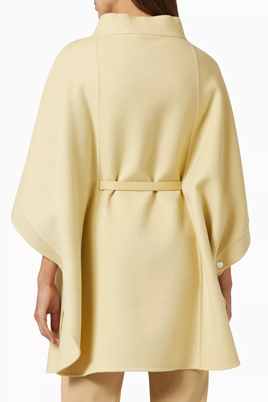 Loro Piana o1srvl11e0824 Size: OS / Salzburg Cashmere Cape in Ivory Size ONE SIZE - 4 Thumbnail