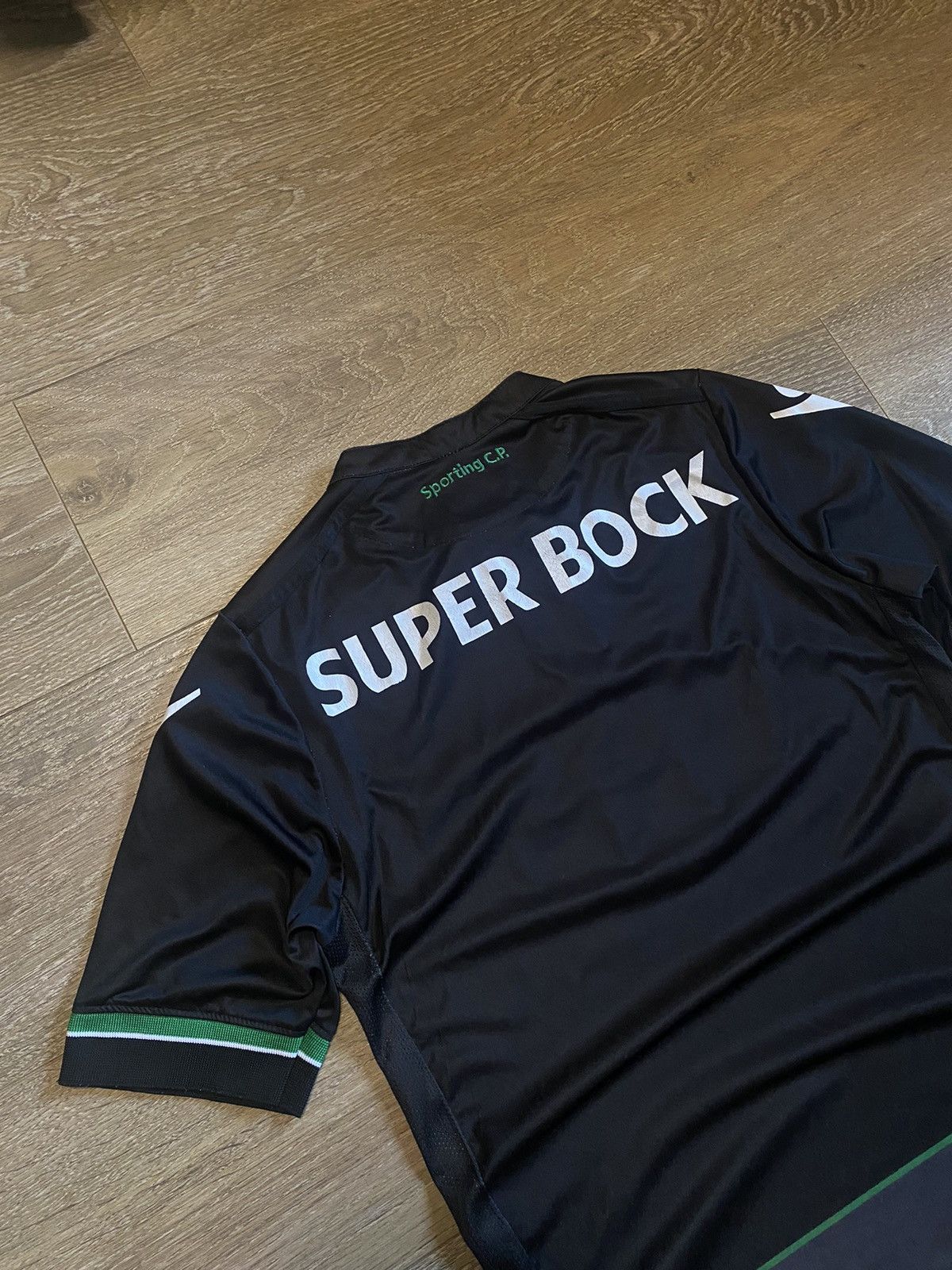 Macron Vintage SPORTING LISSABON 15/16 AWAY SHIRT FOOTBALL SOCCER Size US S / EU 44-46 / 1 - 14 Thumbnail