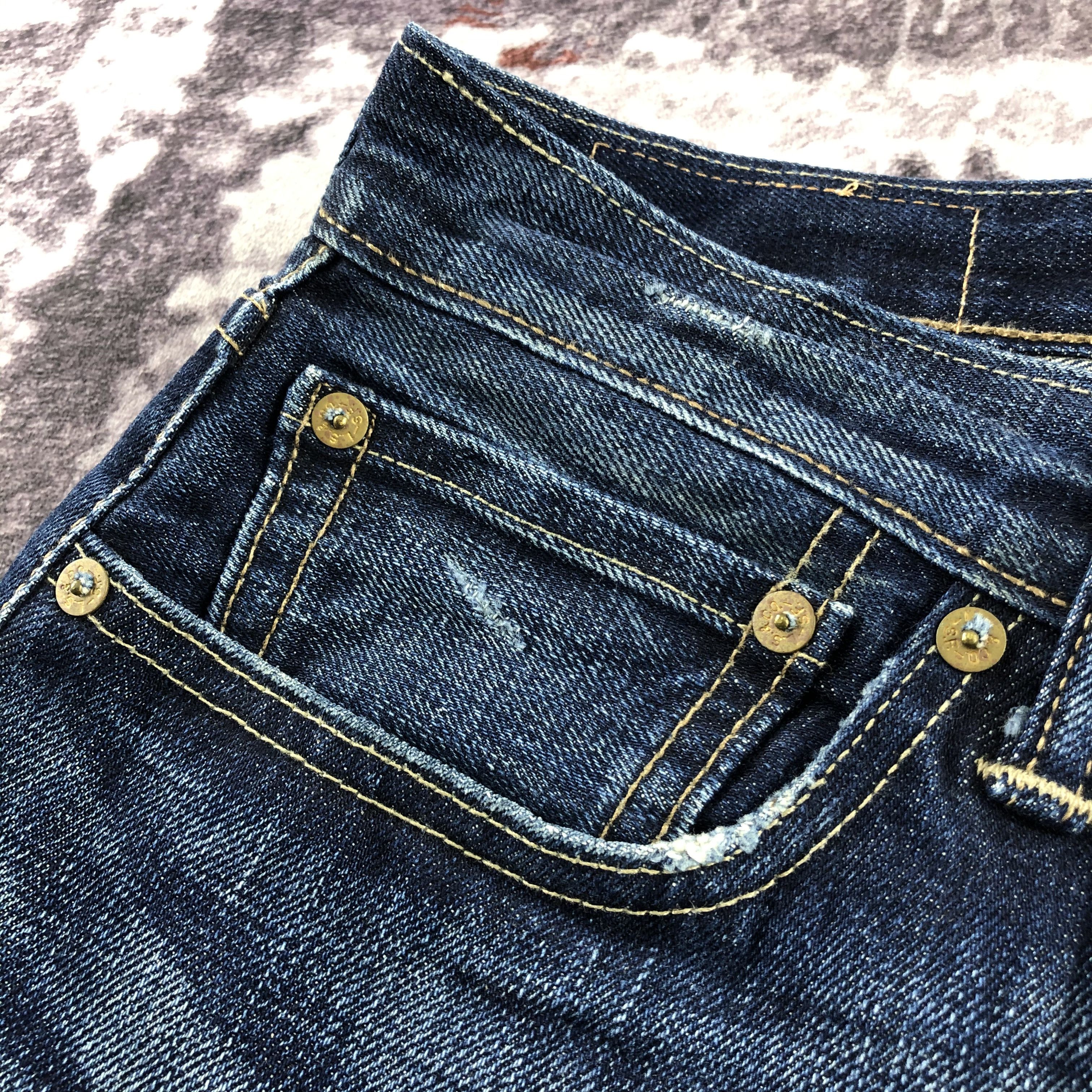 Levi's × Vintage Vintage Blue Wash Levis 501 Jeans-JM2723 Size US 33 - 11 Thumbnail