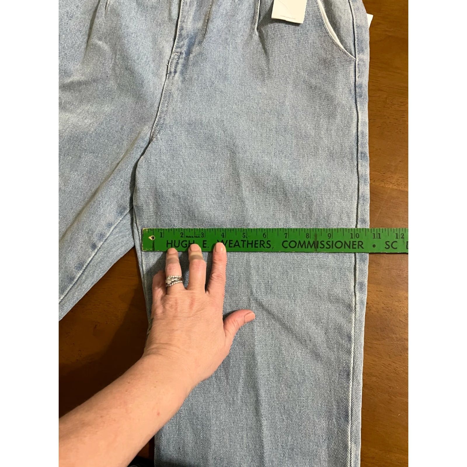 Forever 21 **Light Wash High Waist Forever 21 Denim Skinny Women's Size 27** User: Light Wash High Waist Forever 21 Denim Skinny Women's Size 27 Size 27" / US 4 / IT 40 - 6 Thumbnail