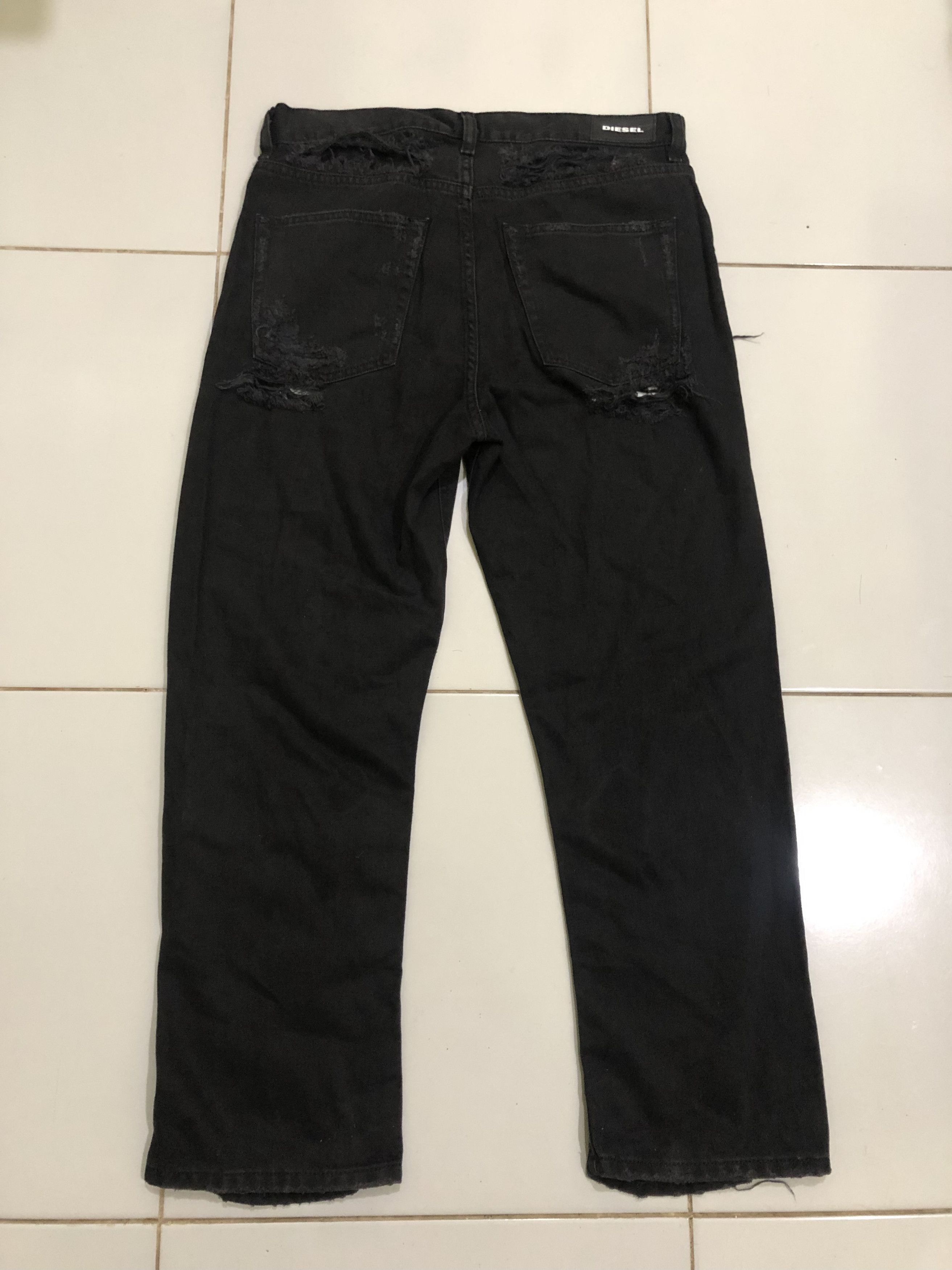 Diesel BNWT Diesel Aryel 084WH Distressed Black Jeans Size 30" / US 8 / IT 44 - 21 Thumbnail