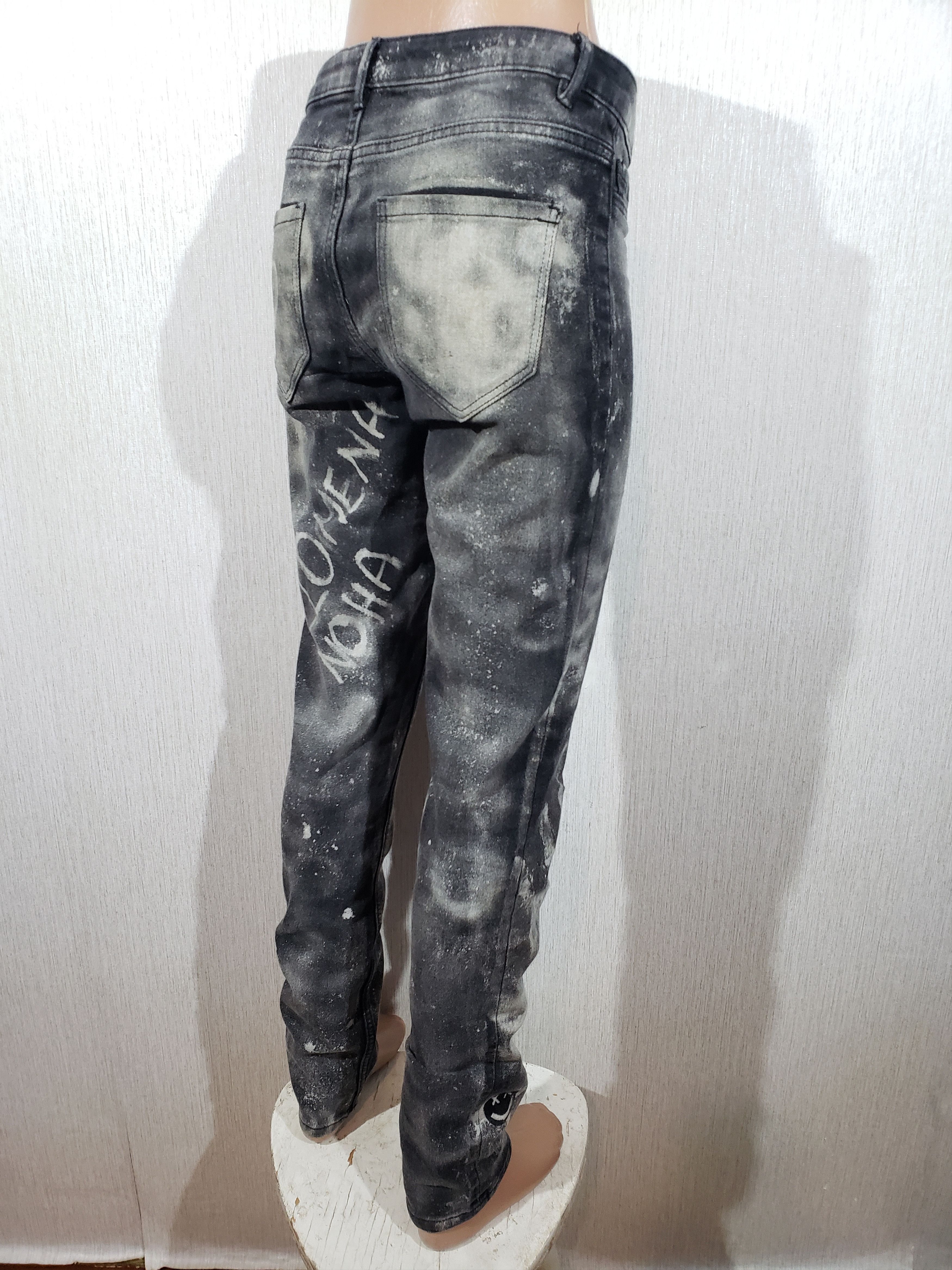 Jean Wonderful women's jeans in black with a coating. Size 30" / US 8 / IT 44 - 5 Thumbnail