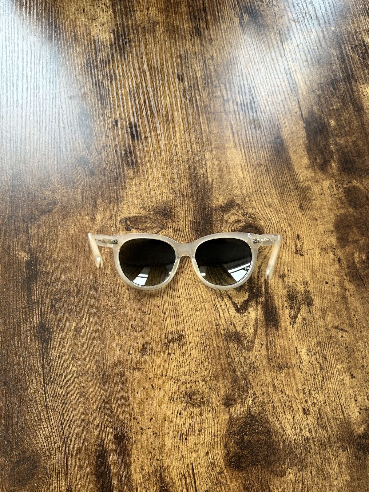 Chloe Chloe CE590S Elegant Beige Cat-Eye Sunglasses Size ONE SIZE - 3 Thumbnail