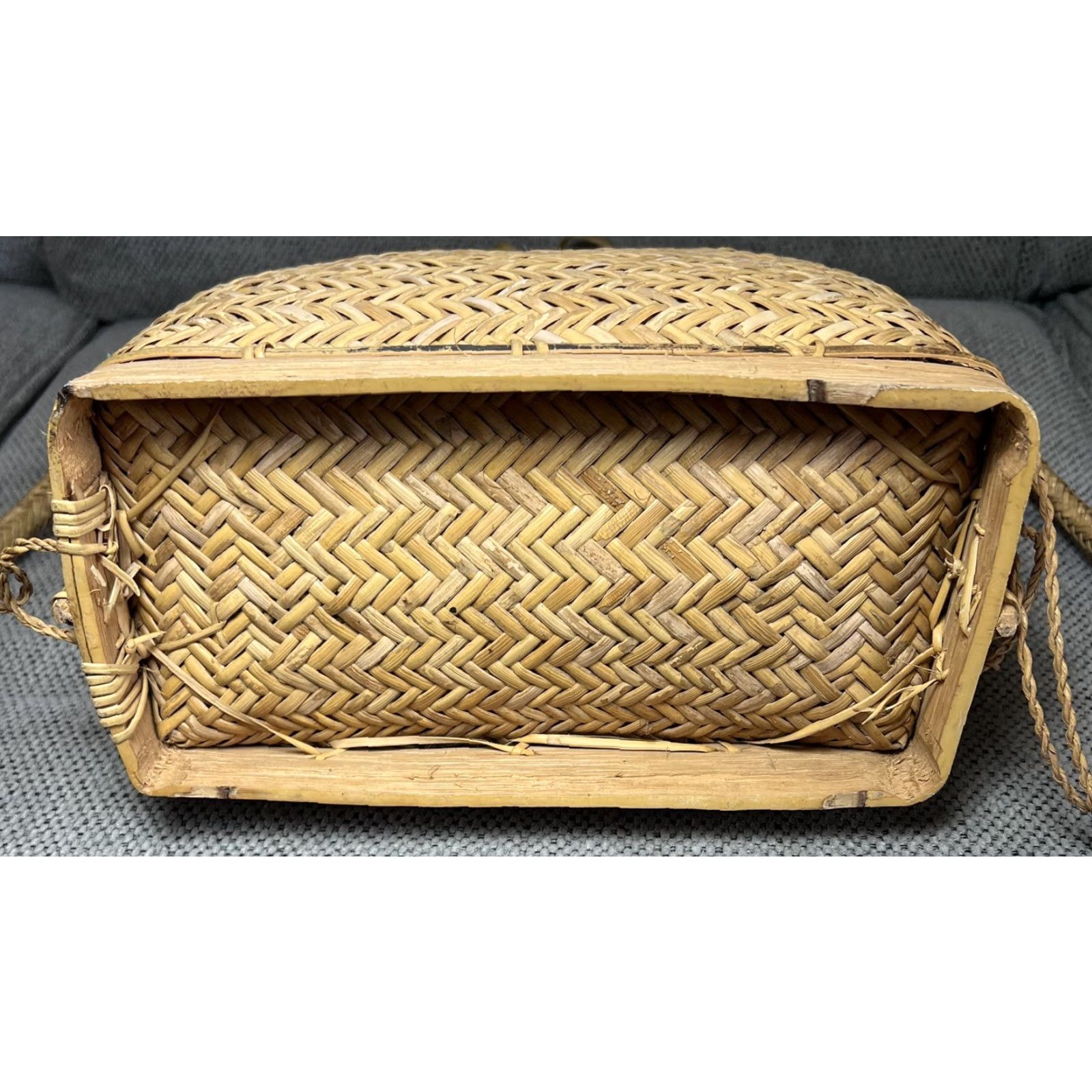Asket VINTAGE Pasiking HandMade Woven Bag Backpack Tan Beige Bamboo BOHO 1970s Ethnic/Peasant Bag 21”x16”x5.5” Mens Womens (if applicable) Size ONE SIZE - 6 Thumbnail