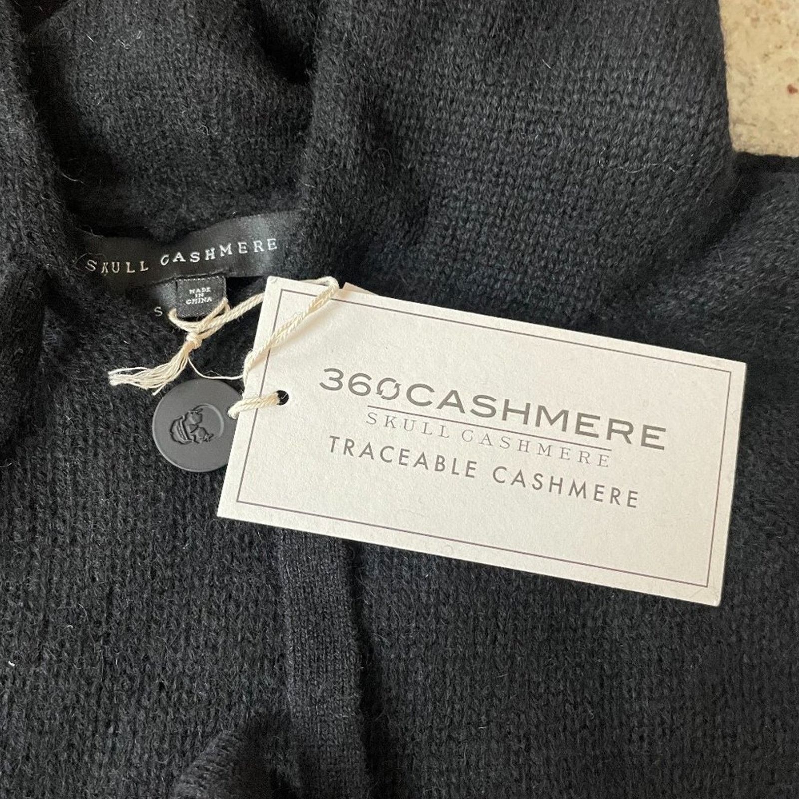 360Cashmere Celina Skull Cashmere Hooded Sweater from 360 CASHMERE Size S / US 4 / IT 40 - 6 Thumbnail