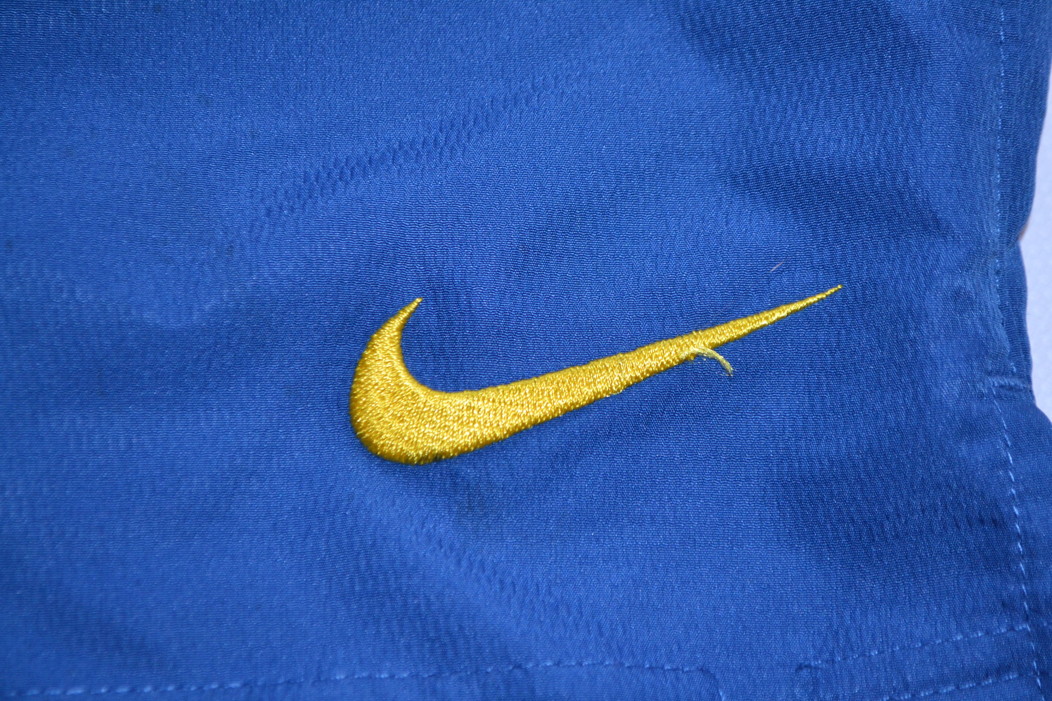 Nike Vintage Barcelona Home Shorts 2007 2008 Soccer Size US 32 / EU 48 - 7 Thumbnail