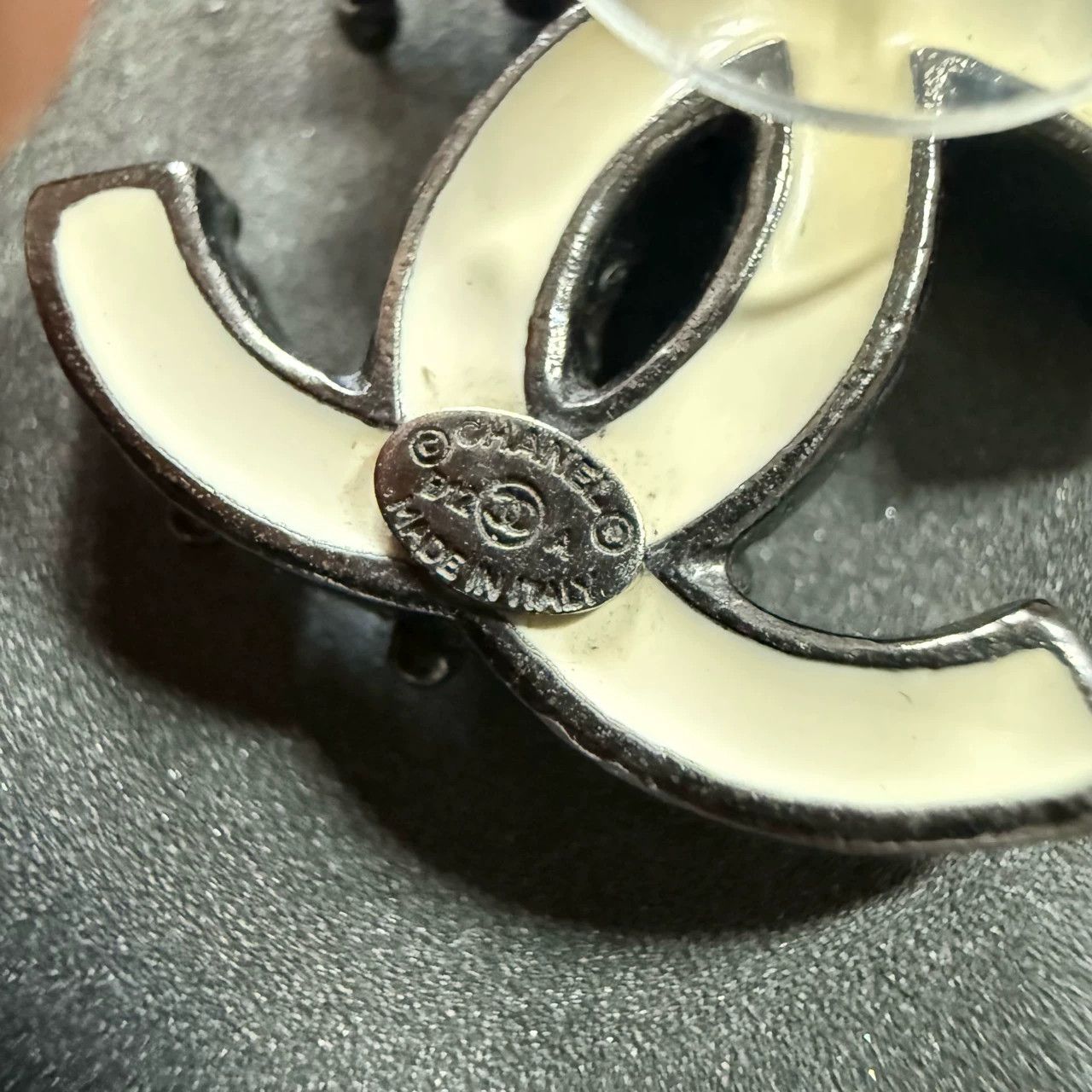 Chanel Chanel vtg 99 New Earrings Size ONE SIZE - 4 Thumbnail
