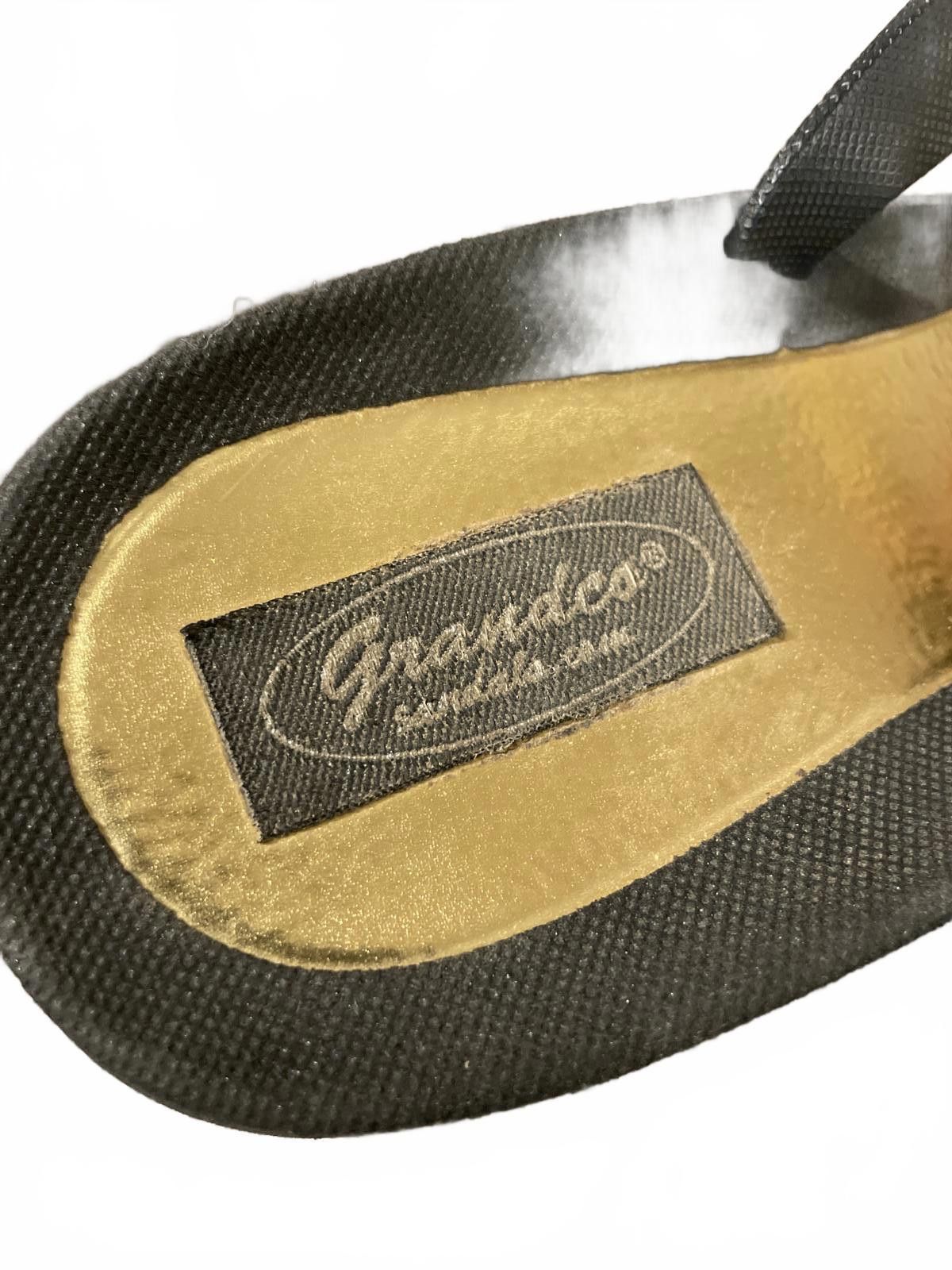 Other Grandco Sandals Women’s 9 Black Gold Beaded Flip Flops Beach Size US 9 / IT 39 - 4 Thumbnail