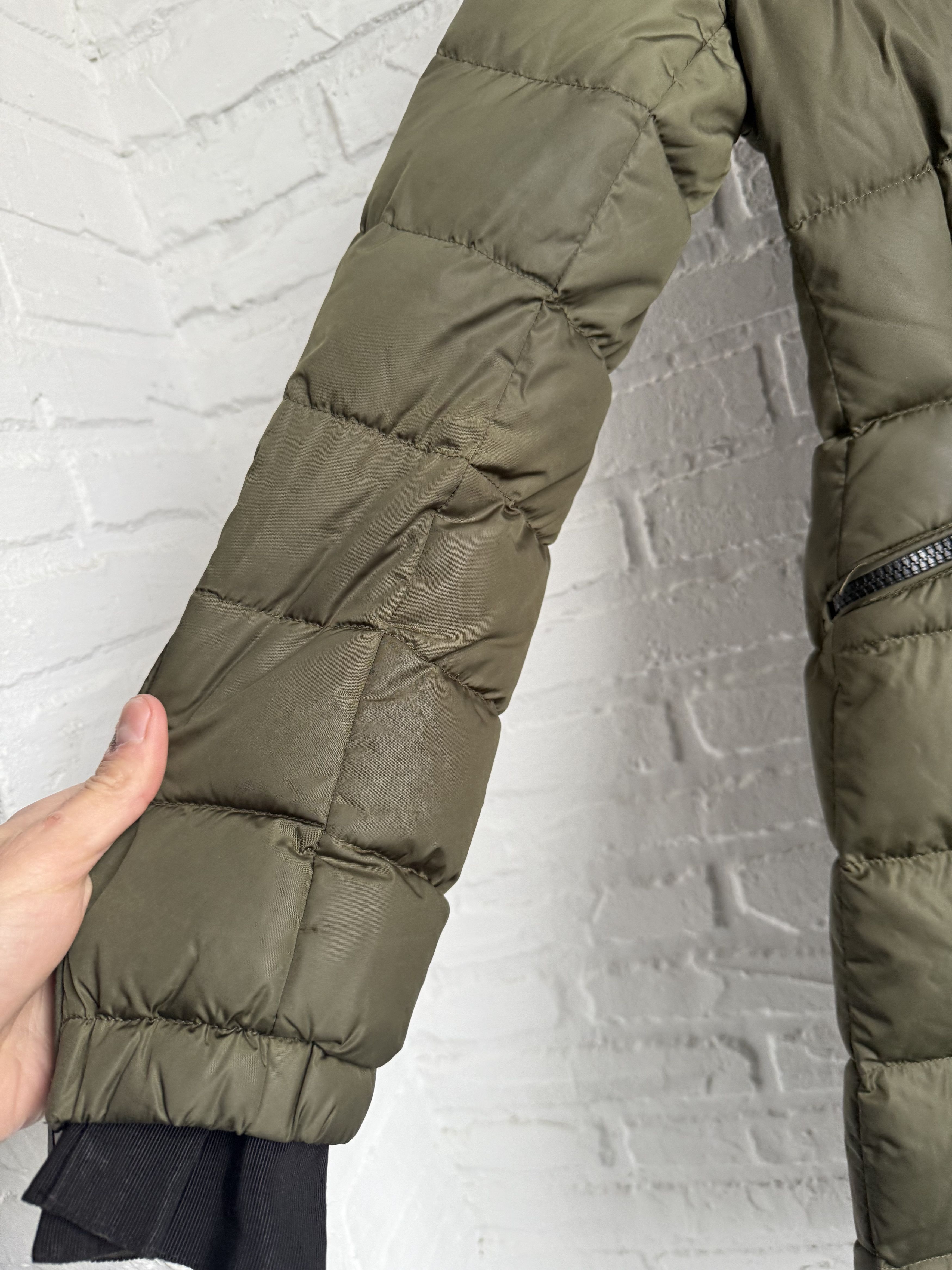 Moncler Moncler Betulong giubbotto down jacket parka Size US S / EU 44-46 / 1 - 18 Thumbnail