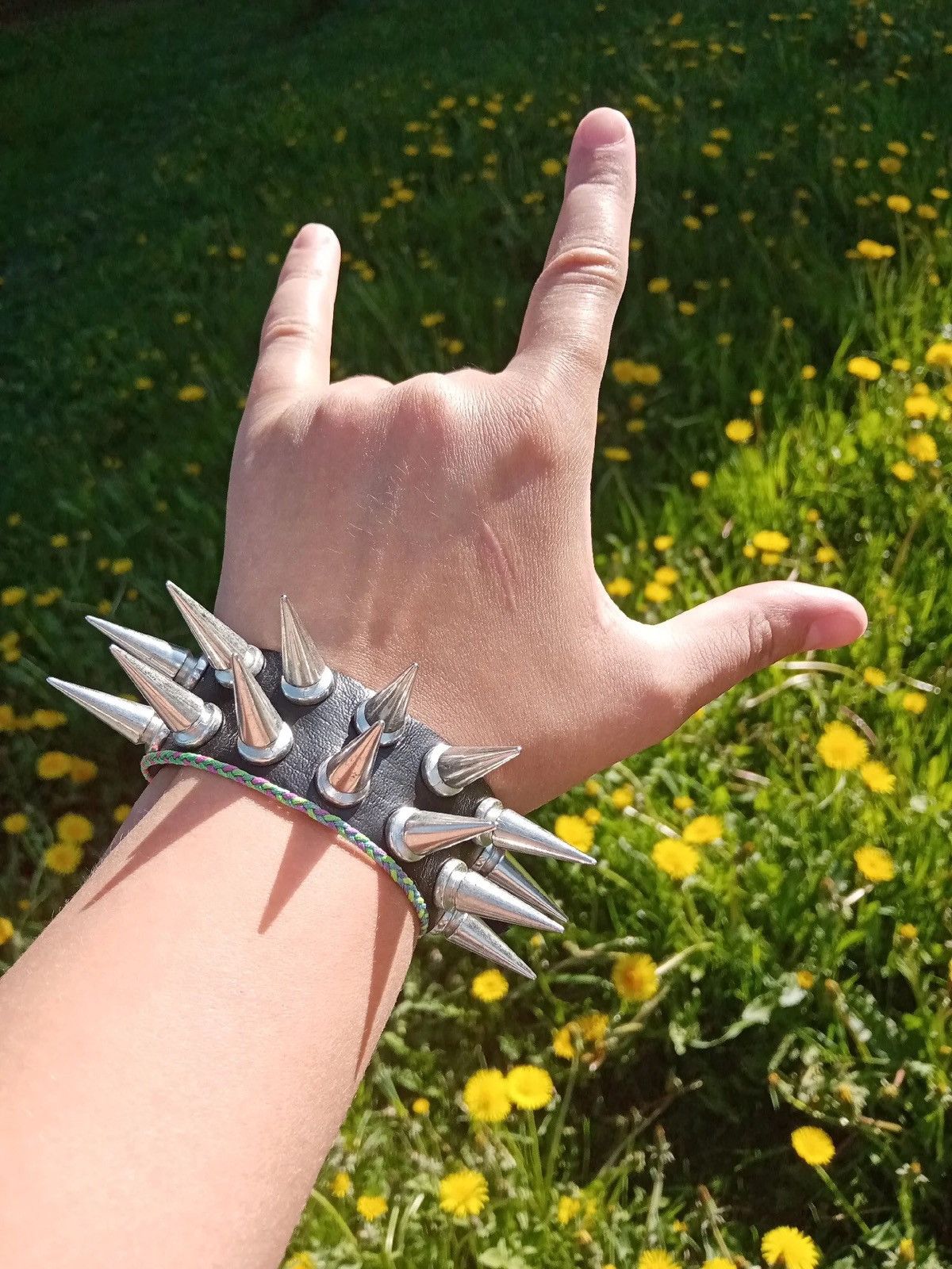 Vintage Spiked Bracelet Bangle Size ONE SIZE - 5 Thumbnail