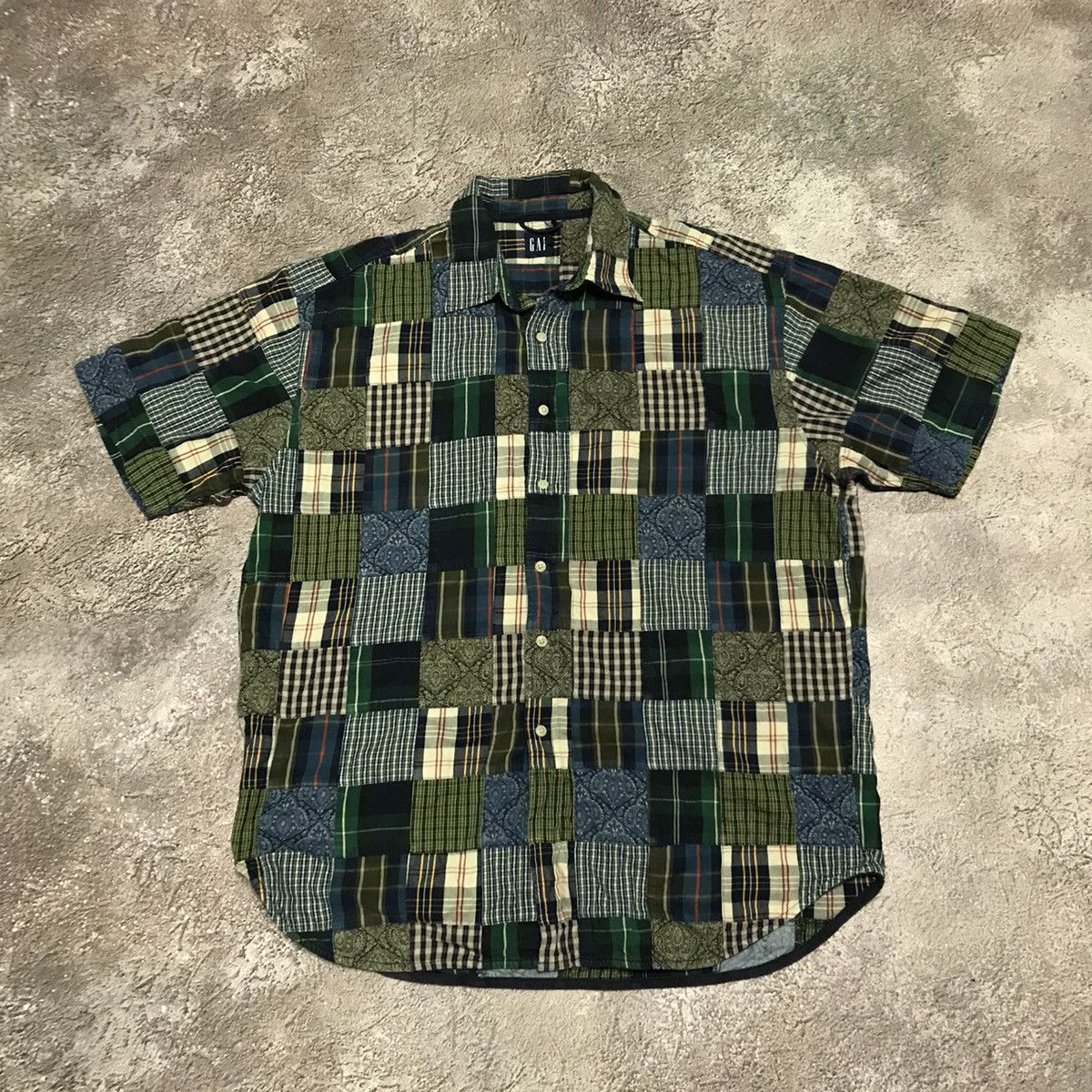 VINTAGE Y2K PATCHWORK GAP OVERSIZED BUTTON UP CASUAL