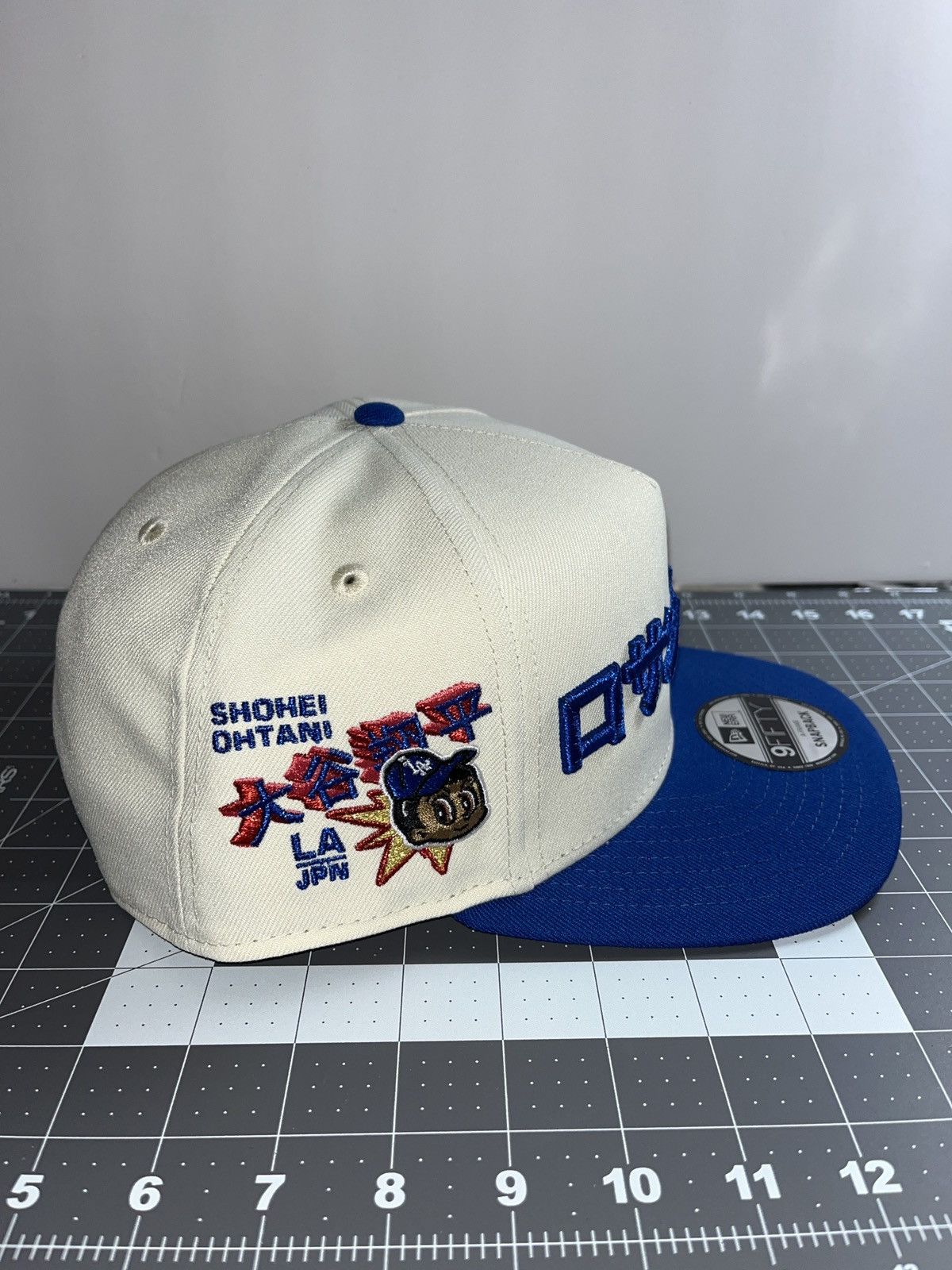 New Era LA Dodgers Shohei Chrome Exclusive 9fifty A-Frame Snapback Size ONE SIZE - 4 Thumbnail