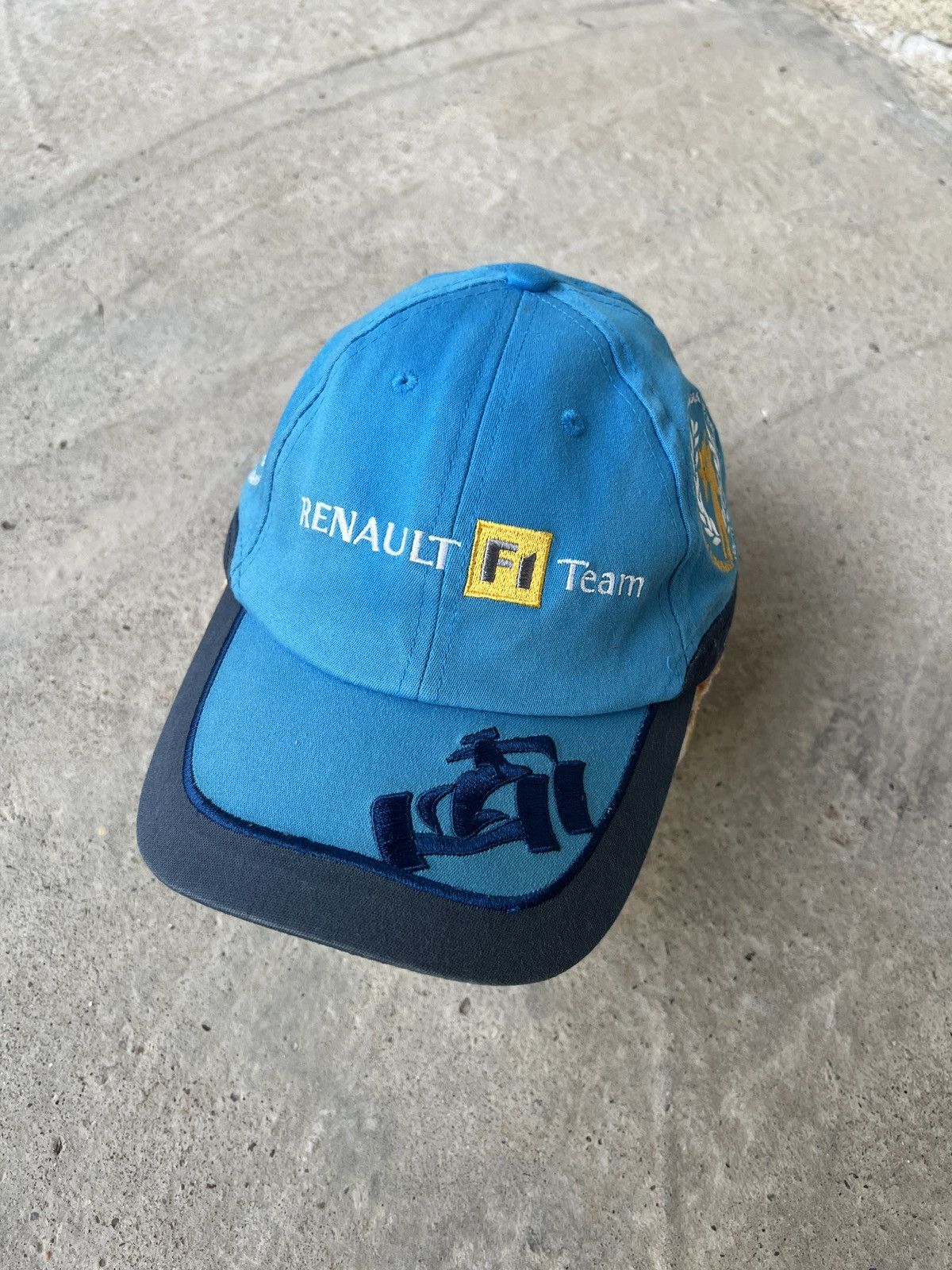 Formula 1 Renault Formula 1 Cap Size ONE SIZE - 1 Thumbnail