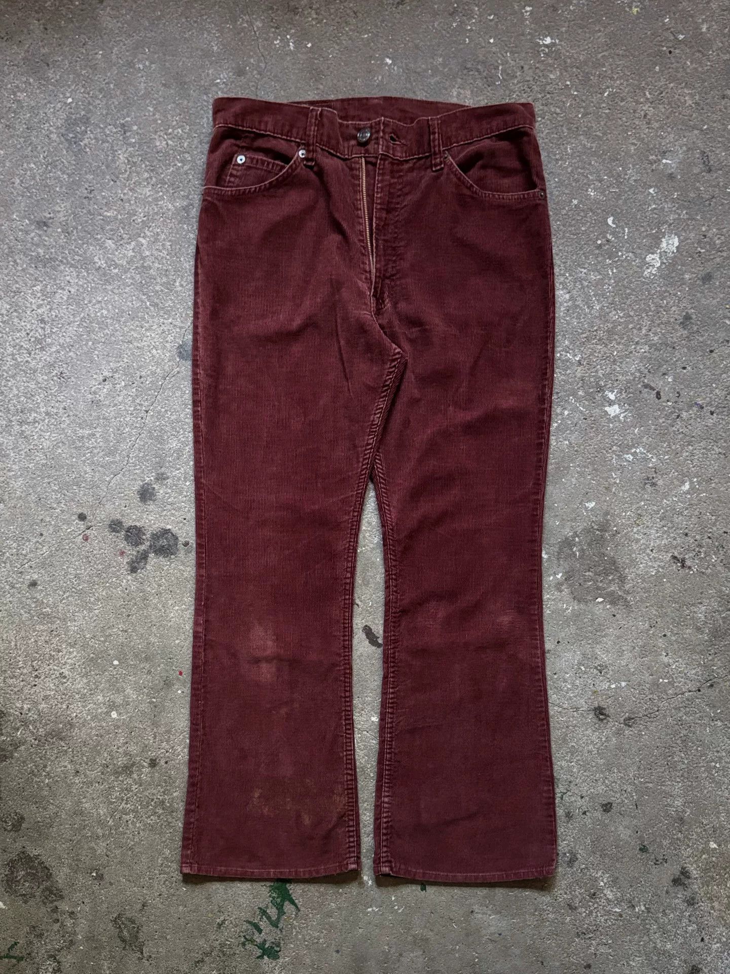 Vintage Vintage Levi's 517 Corduroy Flare Pants Size US 32 / EU 48 - 1 Thumbnail