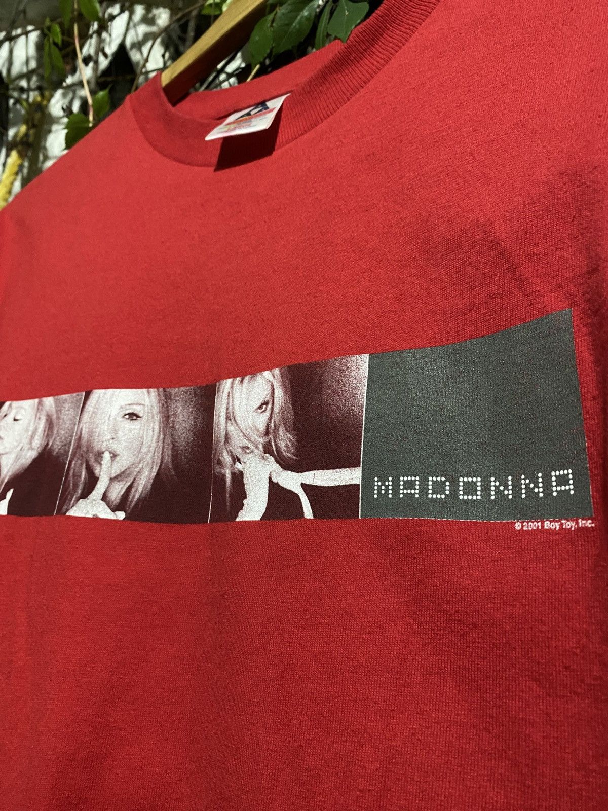Band Tees × Vintage Madonna 2001 Drowned World Tour Size US L / EU 52-54 / 3 - 4 Thumbnail