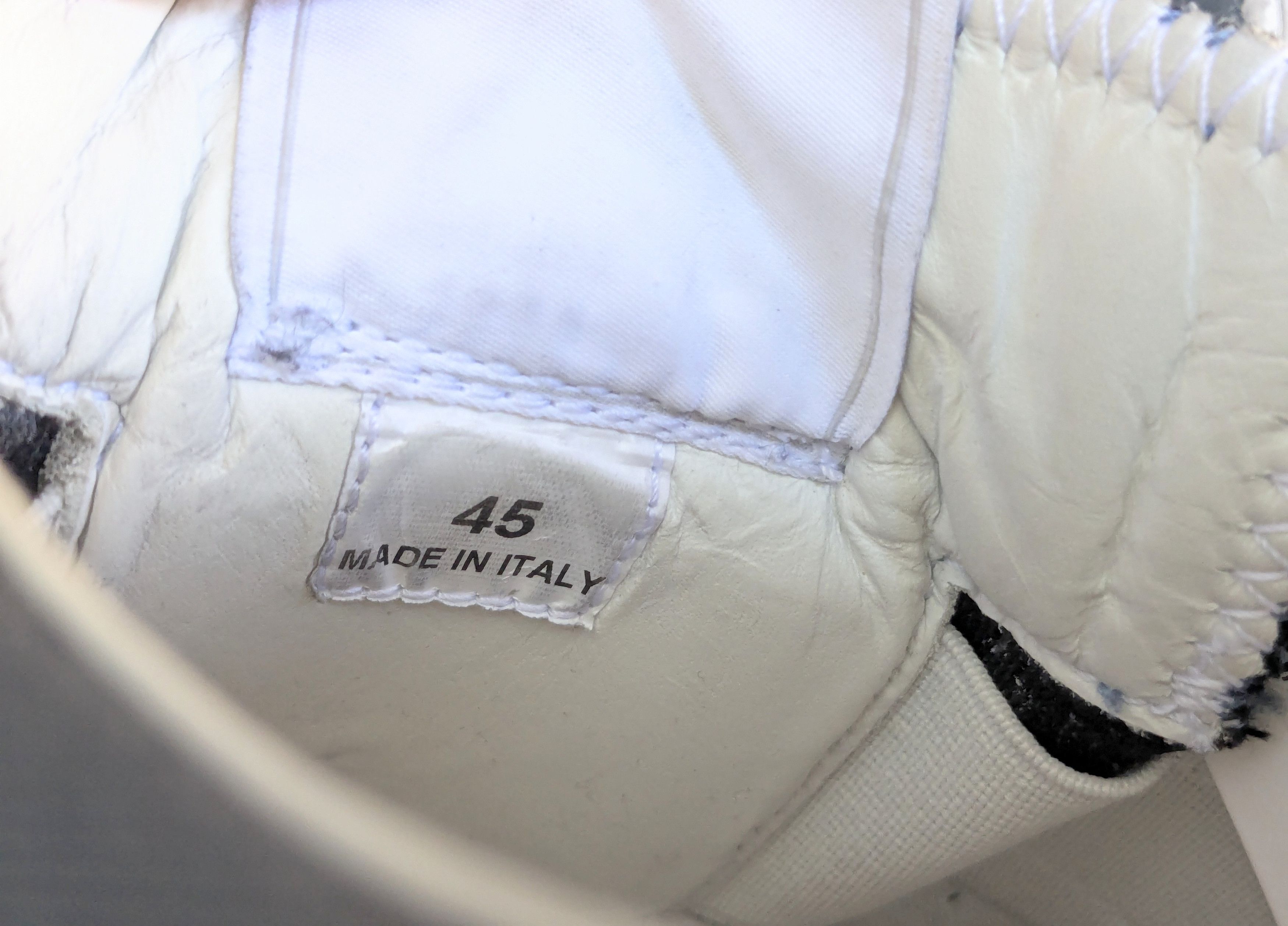 Maison Margiela Maison Margiela Replica GAT Navy Blue 12 45 Low Tops Size US 12 / EU 45 - 7 Thumbnail