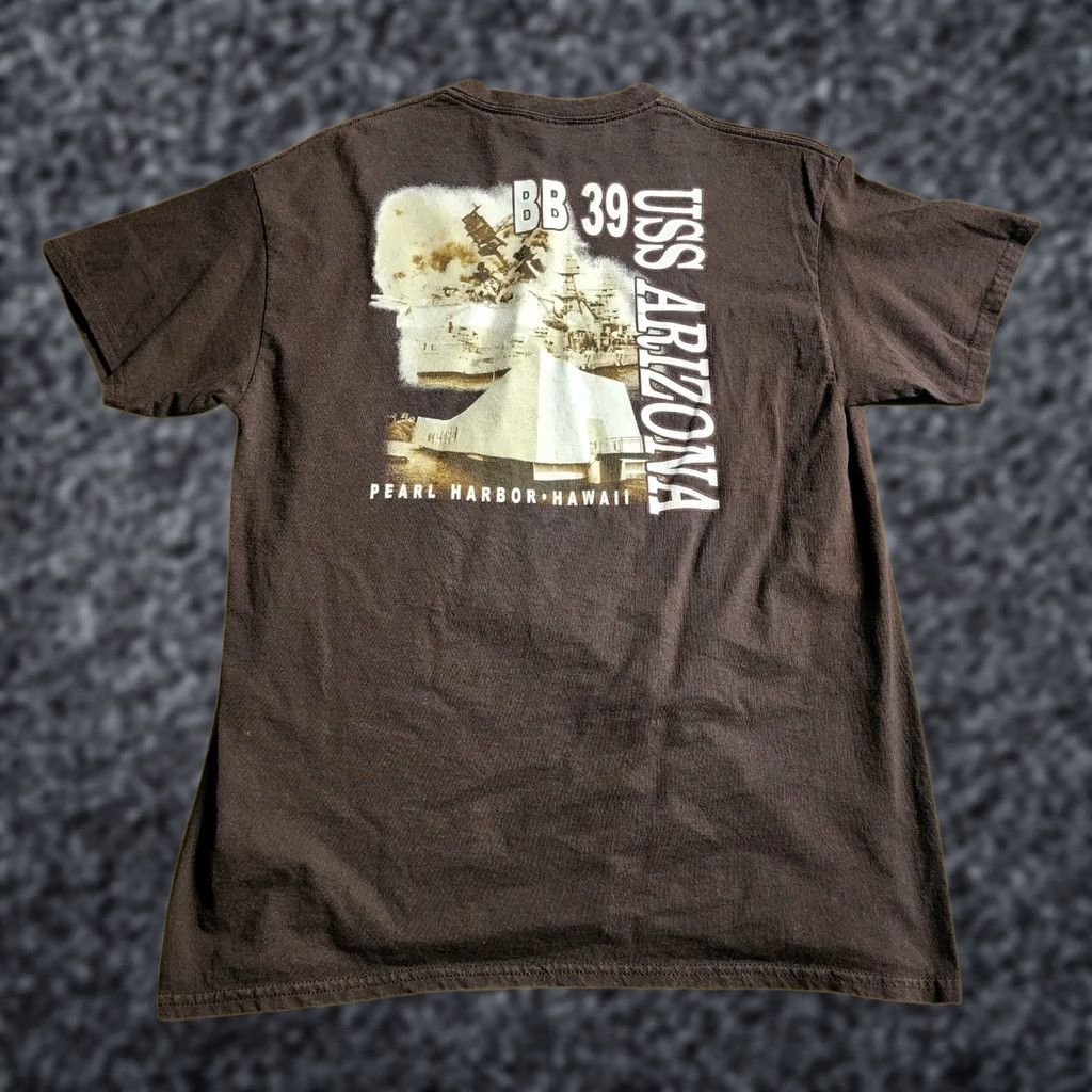 Gildan VINTAGE? Retro Mens L USS Arizona BB 39 Remember Pearl Harbor Double Sided T Shirt Size US L / EU 52-54 / 3 - 1 Thumbnail
