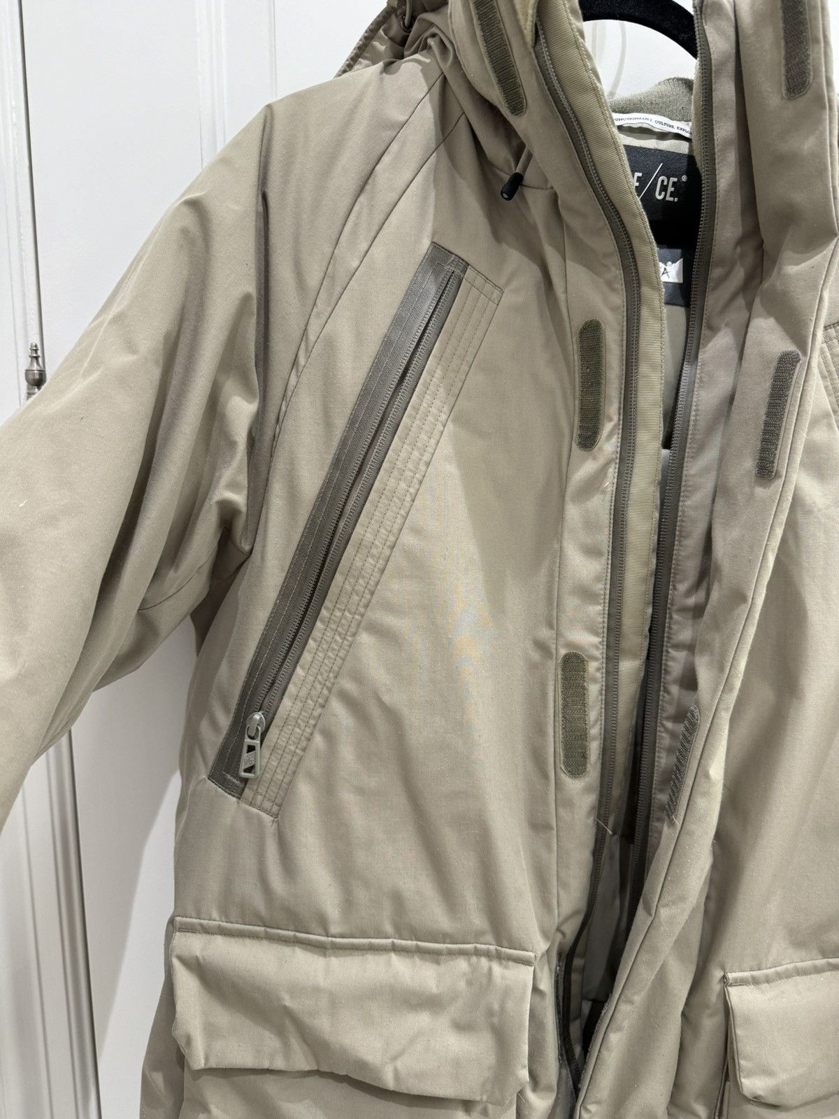 F/CE F/CE Winter Jacket Down Filled Size US XL / EU 56 / 4 - 2 Thumbnail