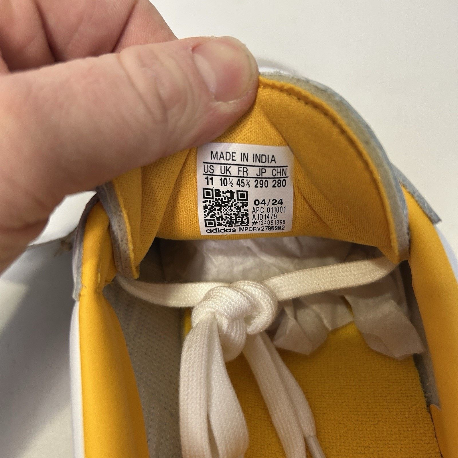 Adidas Adidas Originals Samba OG “White Crew Yellow” ID1479 Size US 11 / EU 44 - 6 Thumbnail