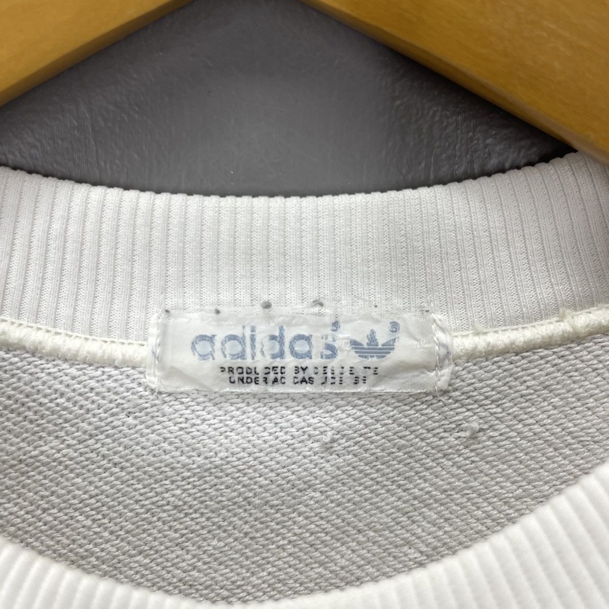 Adidas Vintage ADIDAS Crew Neck Sweatshirt #2037/14 Size US S / EU 44-46 / 1 - 5 Thumbnail