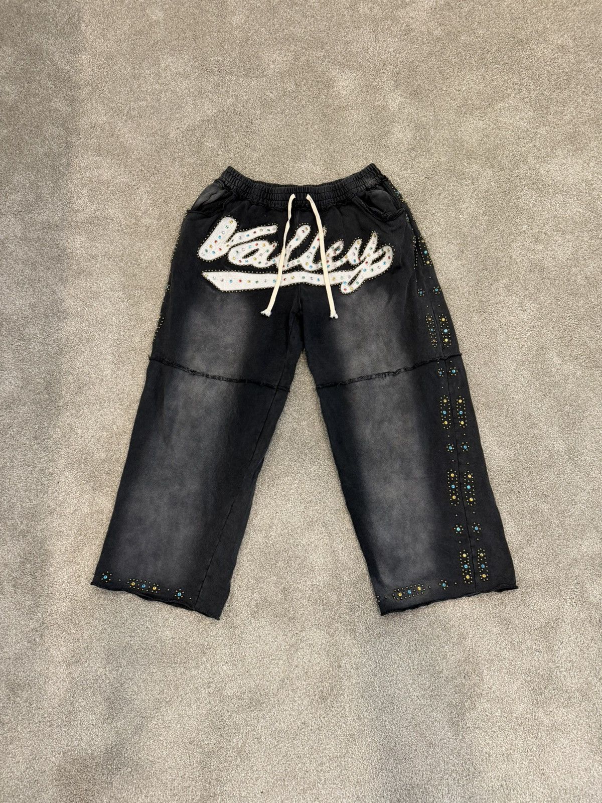 Vale Valley Forever Skittles Sweatpants Size US 38 / EU 54 - 1 Thumbnail
