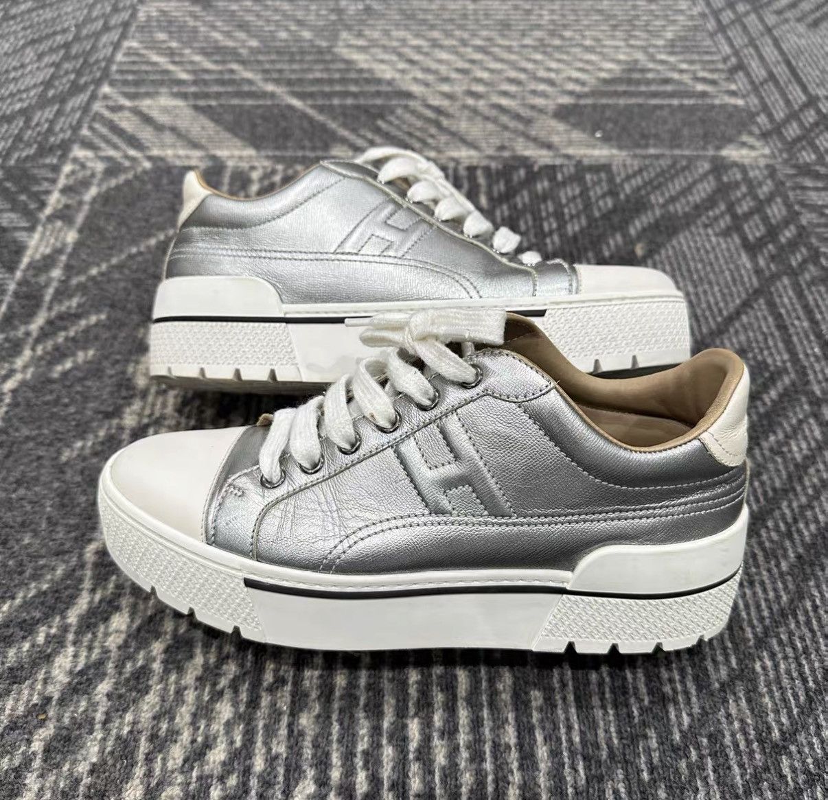 Hermes Hermes Silver Platform Casual Shoes J42 Size US 7 / IT 37 - 4 Thumbnail