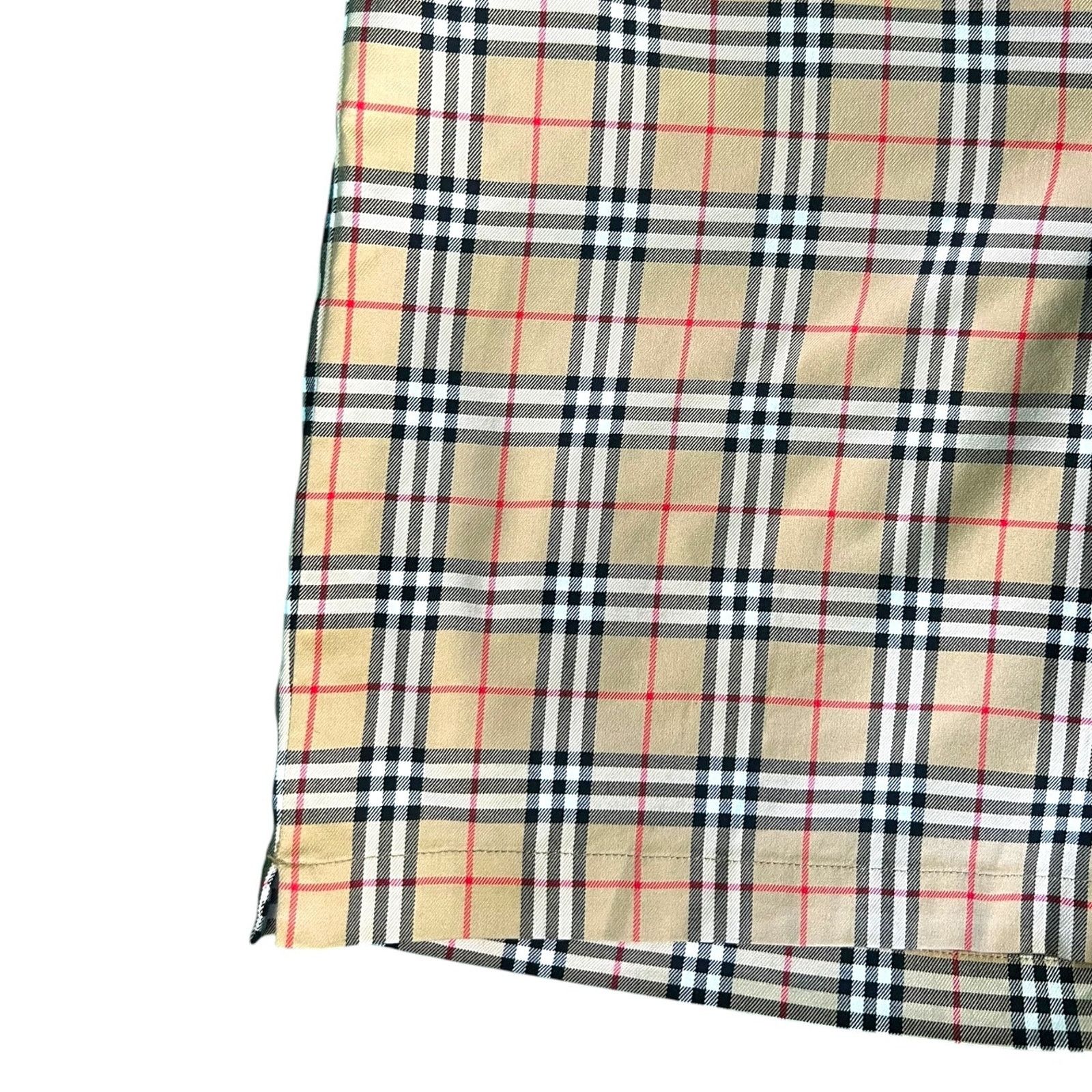 Burberry Vintage 90s Burberry Golf Nova Check Shorts Women - Size 8 Size 30" / US 8 / IT 44 - 3 Thumbnail