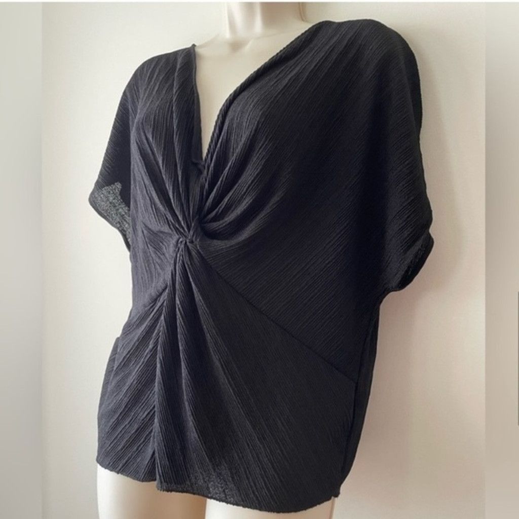 Zara Zara Women's Black Twisted V-Neck Blouse Size Medium Size M / US 6-8 / IT 42-44 - 3 Thumbnail