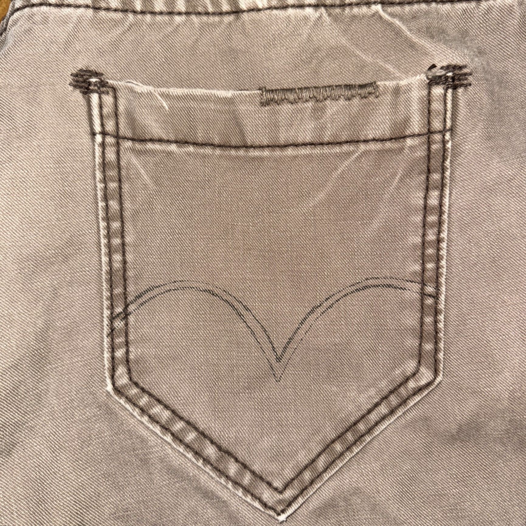 Levi's Levis Straight Fit Taupe Colored Pants 36x33 Y2K Workwear Size US 36 / EU 52 - 2 Thumbnail