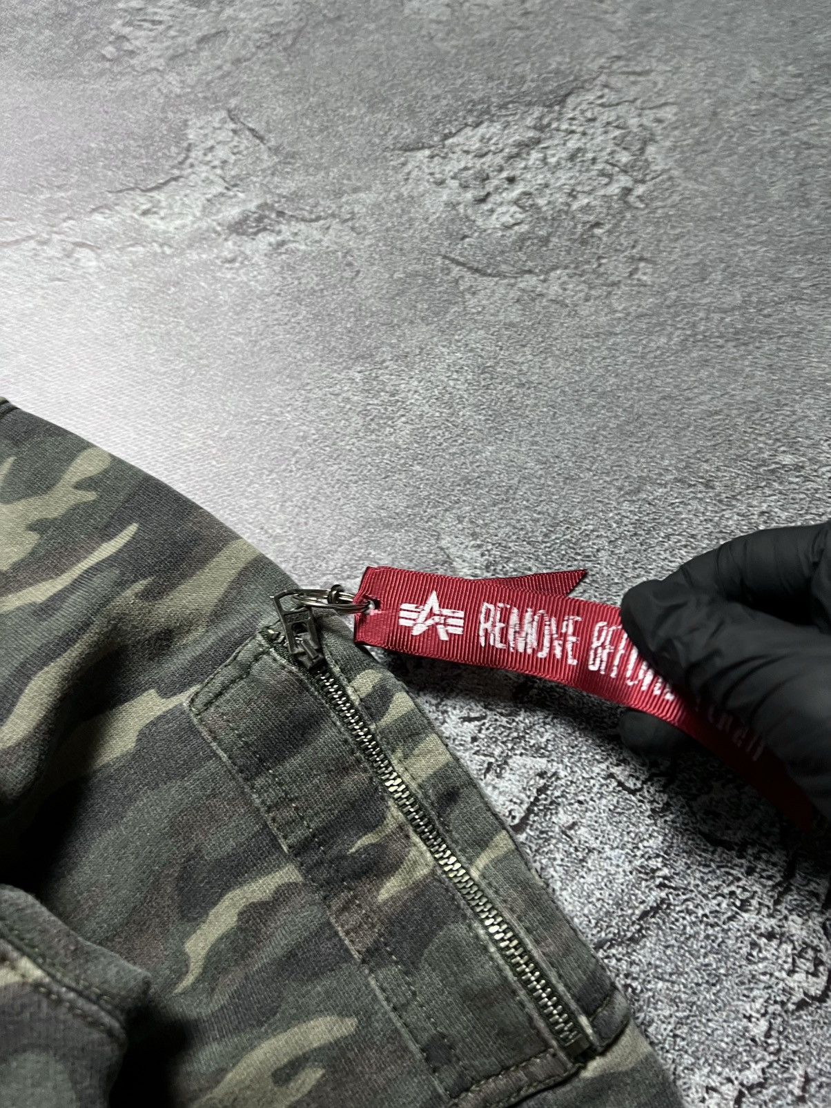 Alpha Industries Vintage Alpha Industries Camo Military Big Logo Hoodie M Size US M / EU 48-50 / 2 - 5 Thumbnail