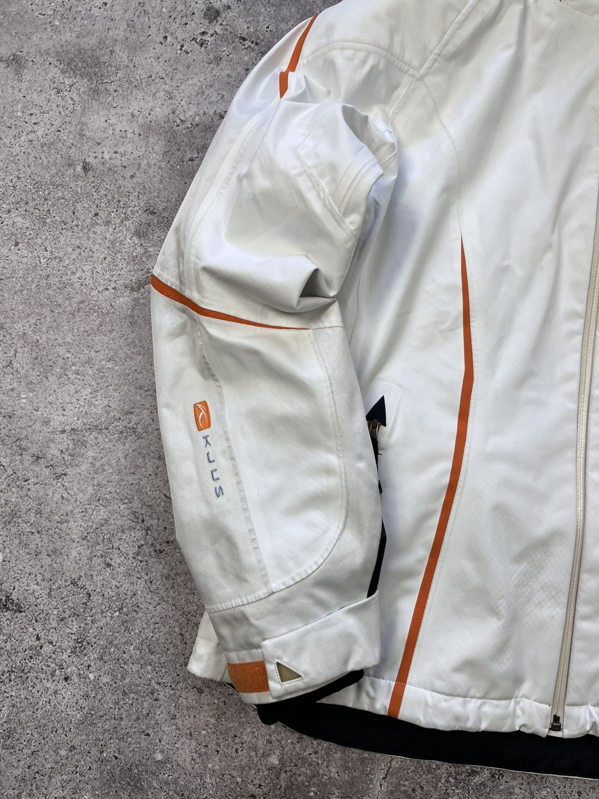 KJUS Kjus Ski Jacket White Size XL Women’s Size XL / US 12-14 / IT 48-50 - 2 Thumbnail