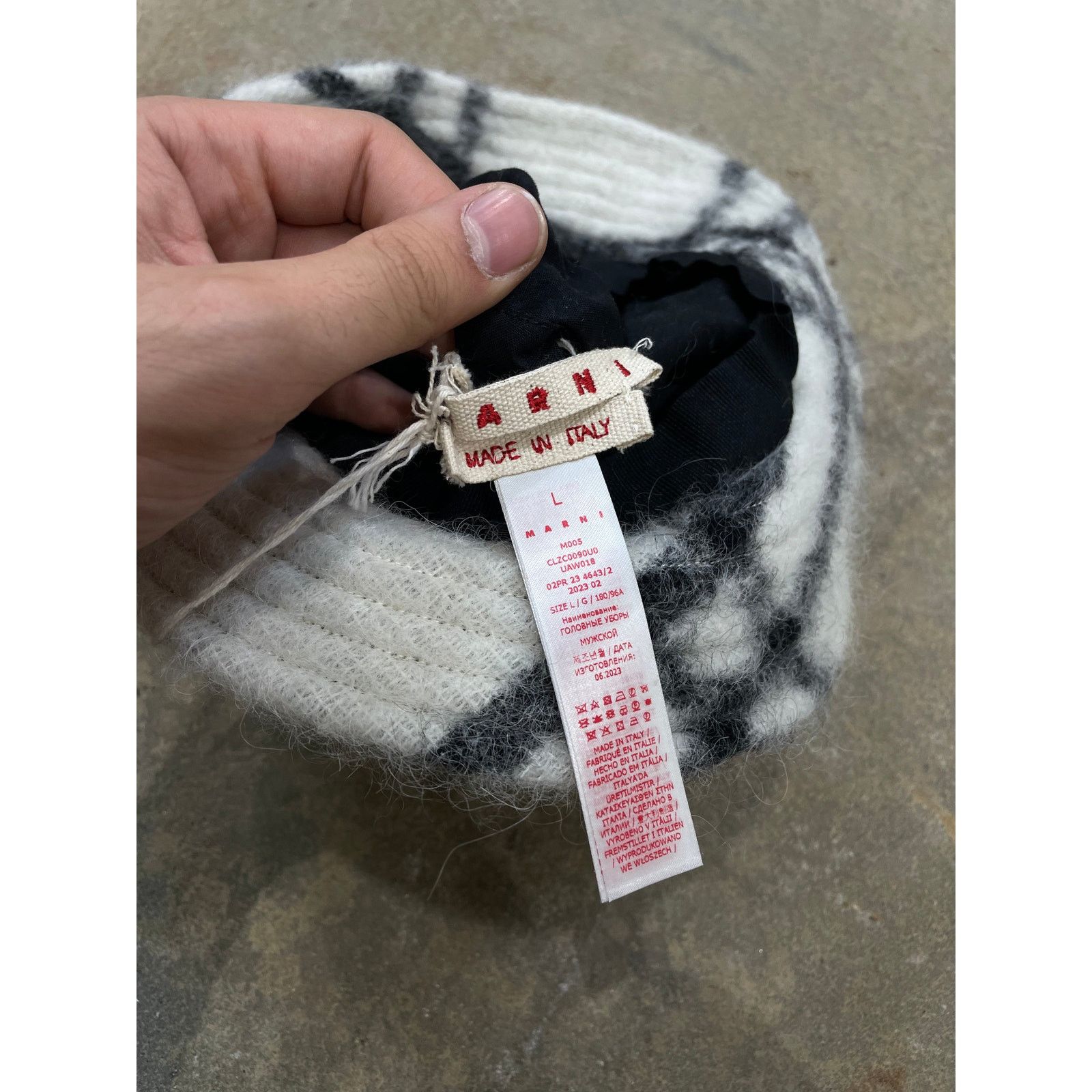Marni Marni Fur Bucket Hat Black White Large New Size ONE SIZE - 3 Thumbnail
