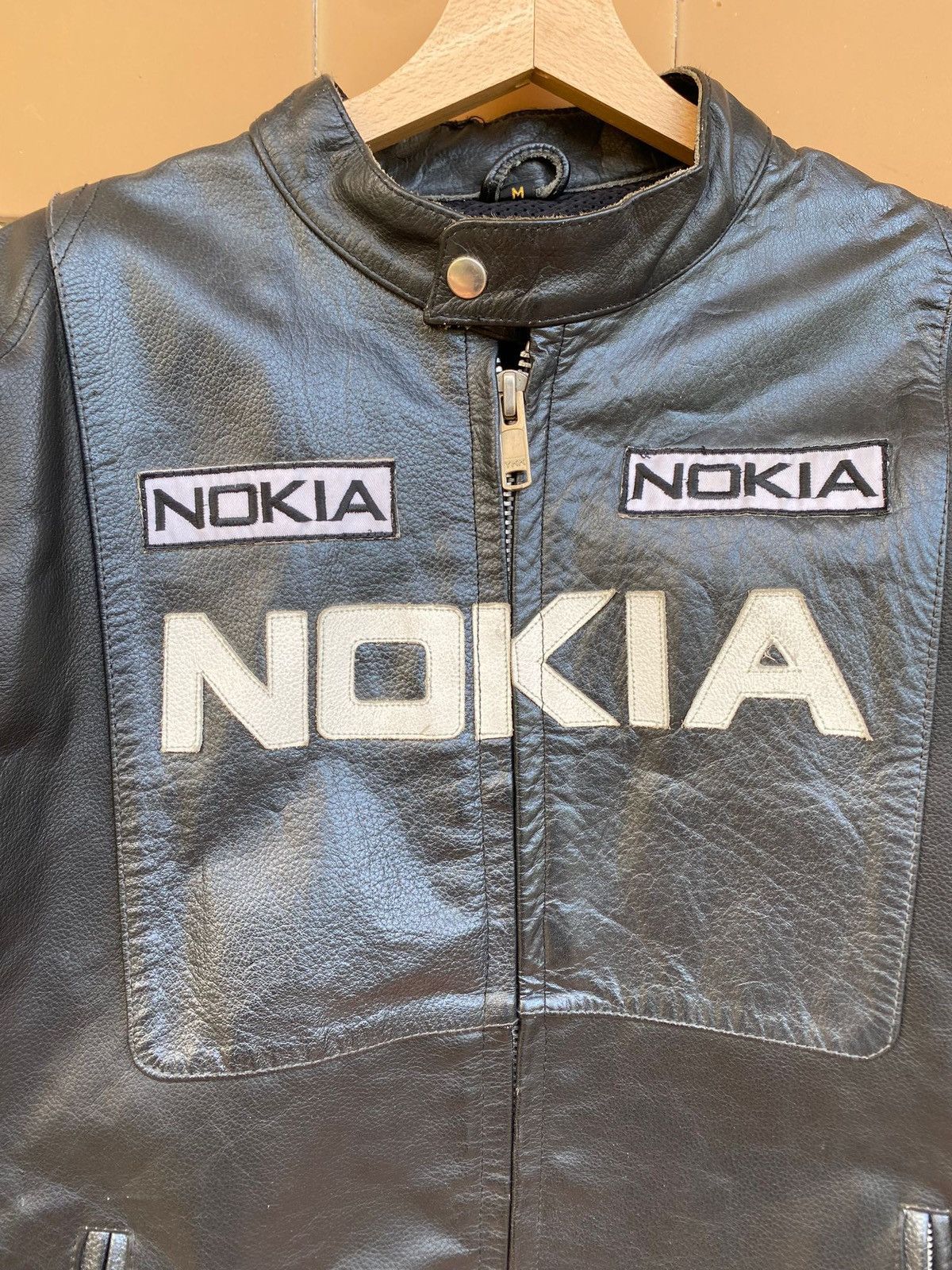 Size XL, fits like a L/XL, best for someone 1m80-1m85