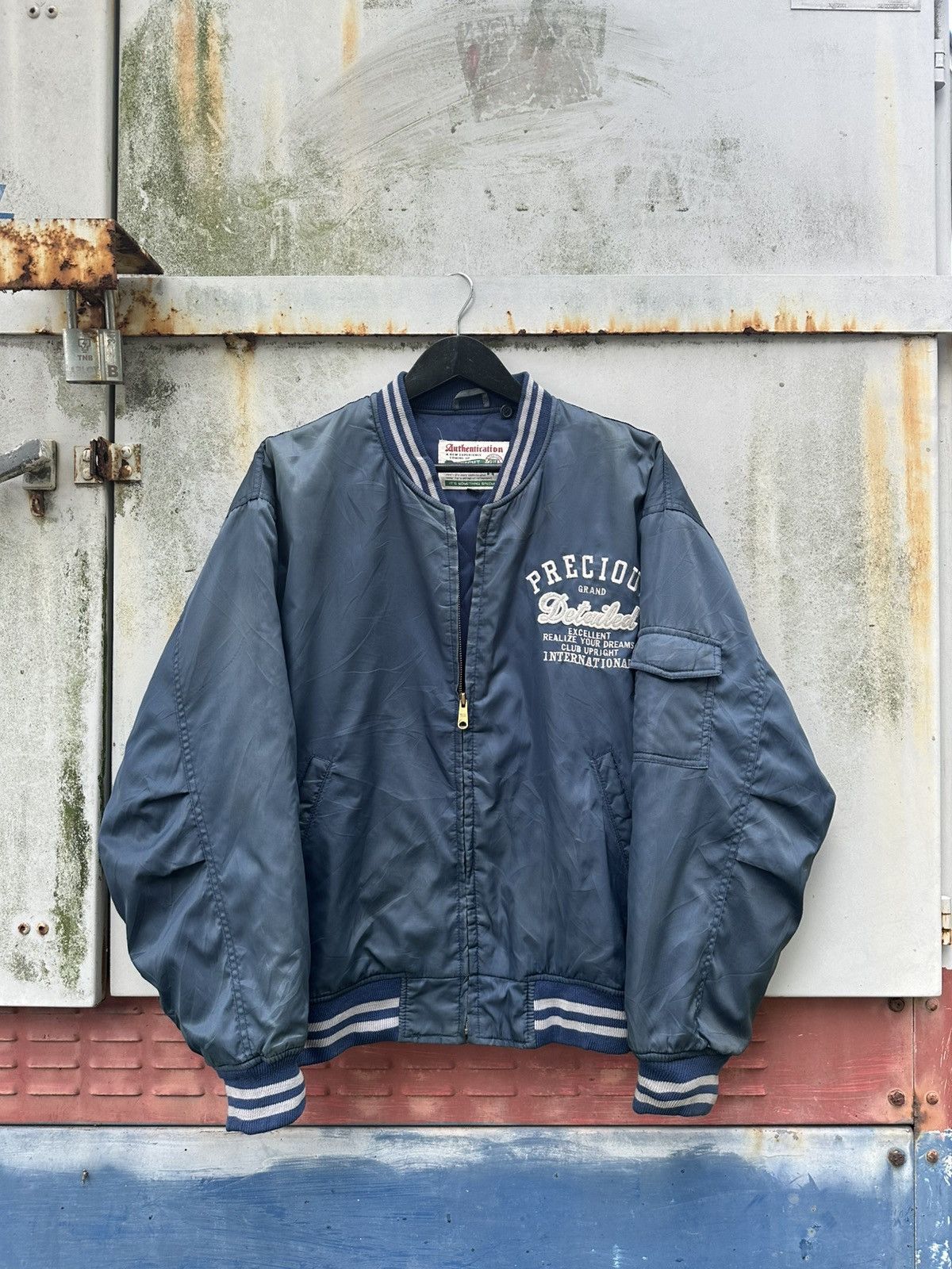 Vintage 👹Vintage Faded Upright Embroidery Logo Bomber Jacket Size US L / EU 52-54 / 3 - 2 Thumbnail