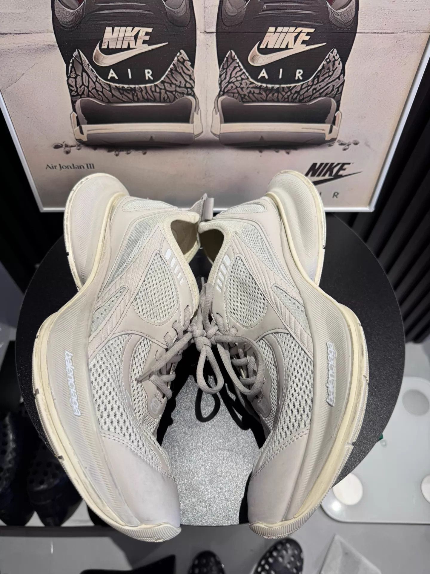 Balenciaga Balenciaga Circuit Low-Top Dad Sneaker Men's Beige 43 Size US 10 / EU 43 - 3 Thumbnail