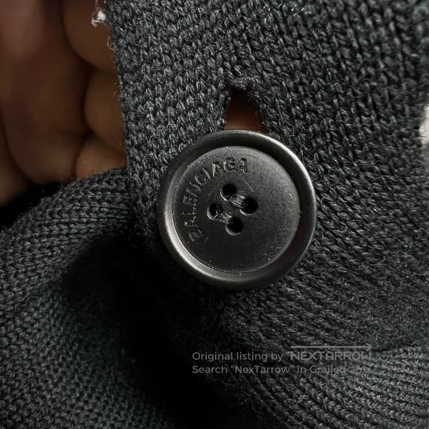 Balenciaga balenciaga blackout logo cardigan size L. Size US L / EU 52-54 / 3 - 3 Thumbnail