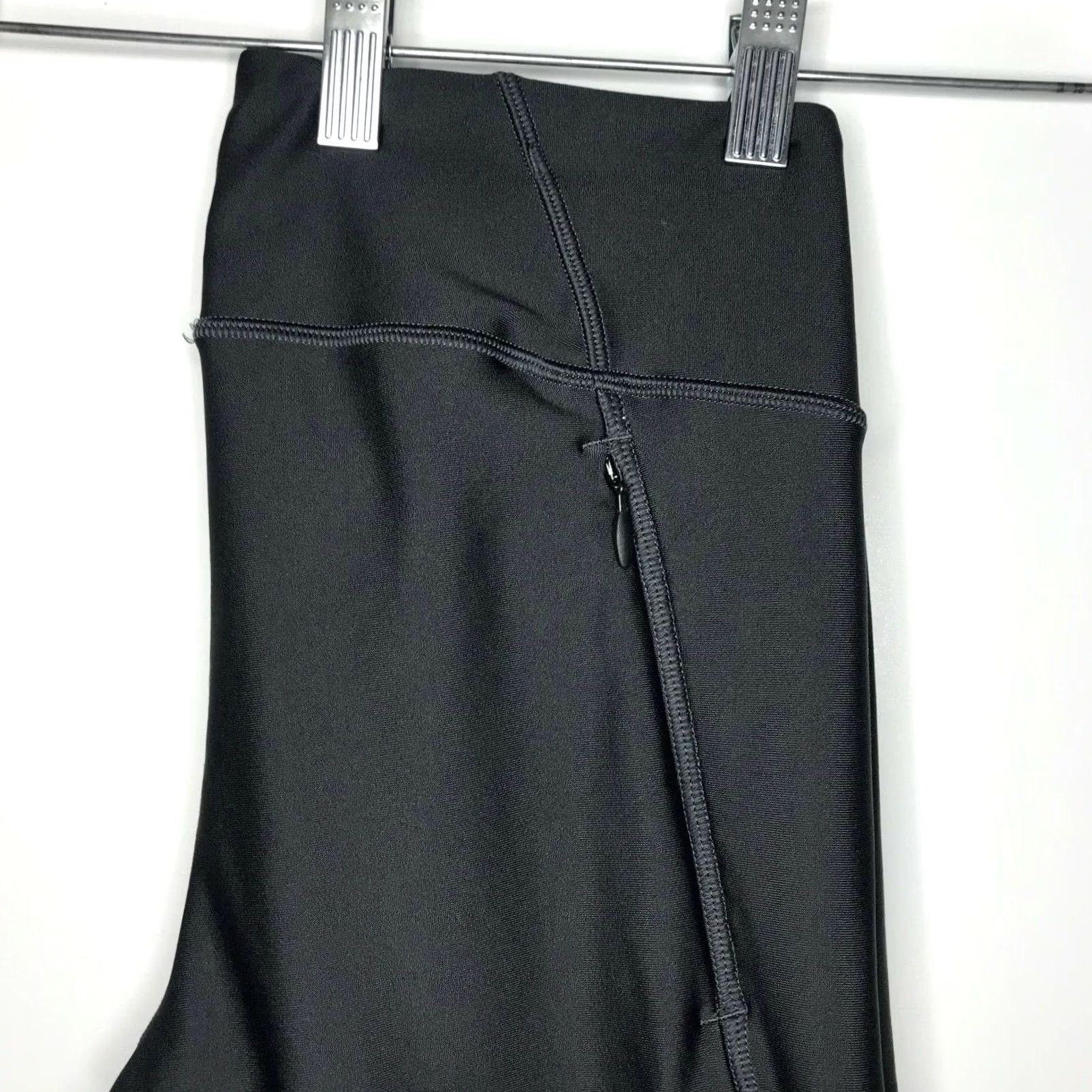 Under Armour Under Armour Run Heat Gear Women's Cropped Leggings M Gray Lime Compression Crop Leggings Size 32" / US 10 / IT 46 - 7 Thumbnail