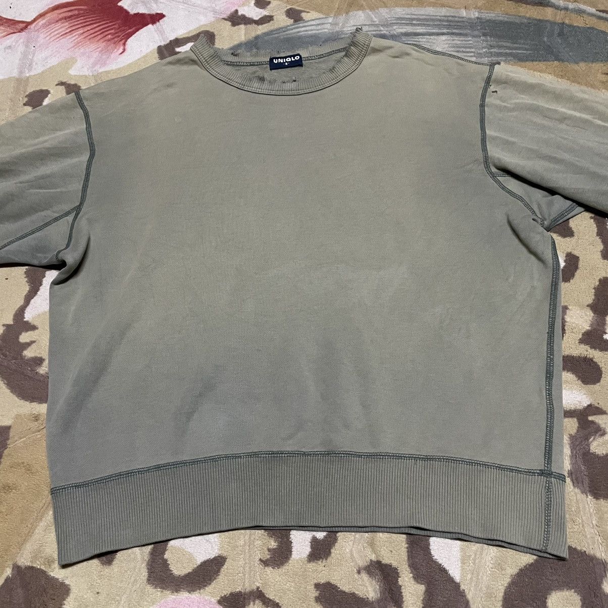 Vintage Vintage Distressed Sun Faded Uniqlo Sweatshirt Boxy Fit Size US M / EU 48-50 / 2 - 2 Thumbnail
