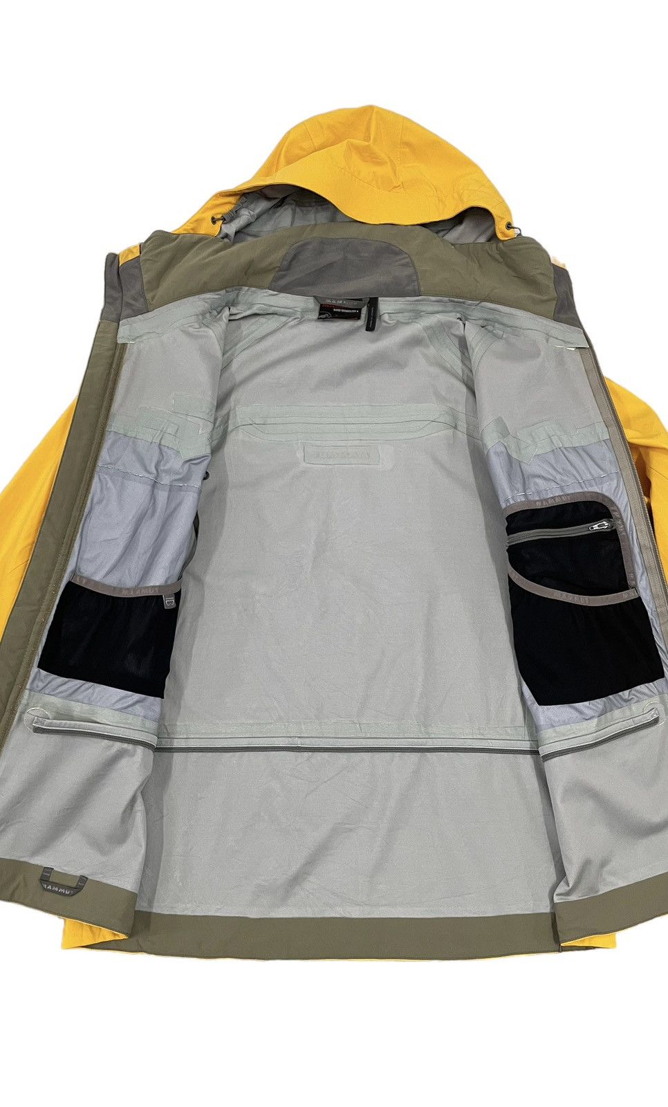 Mammut Mammut Outdoor Jacket Salomon Arcteryx Style Size US M / EU 48-50 / 2 - 9 Thumbnail
